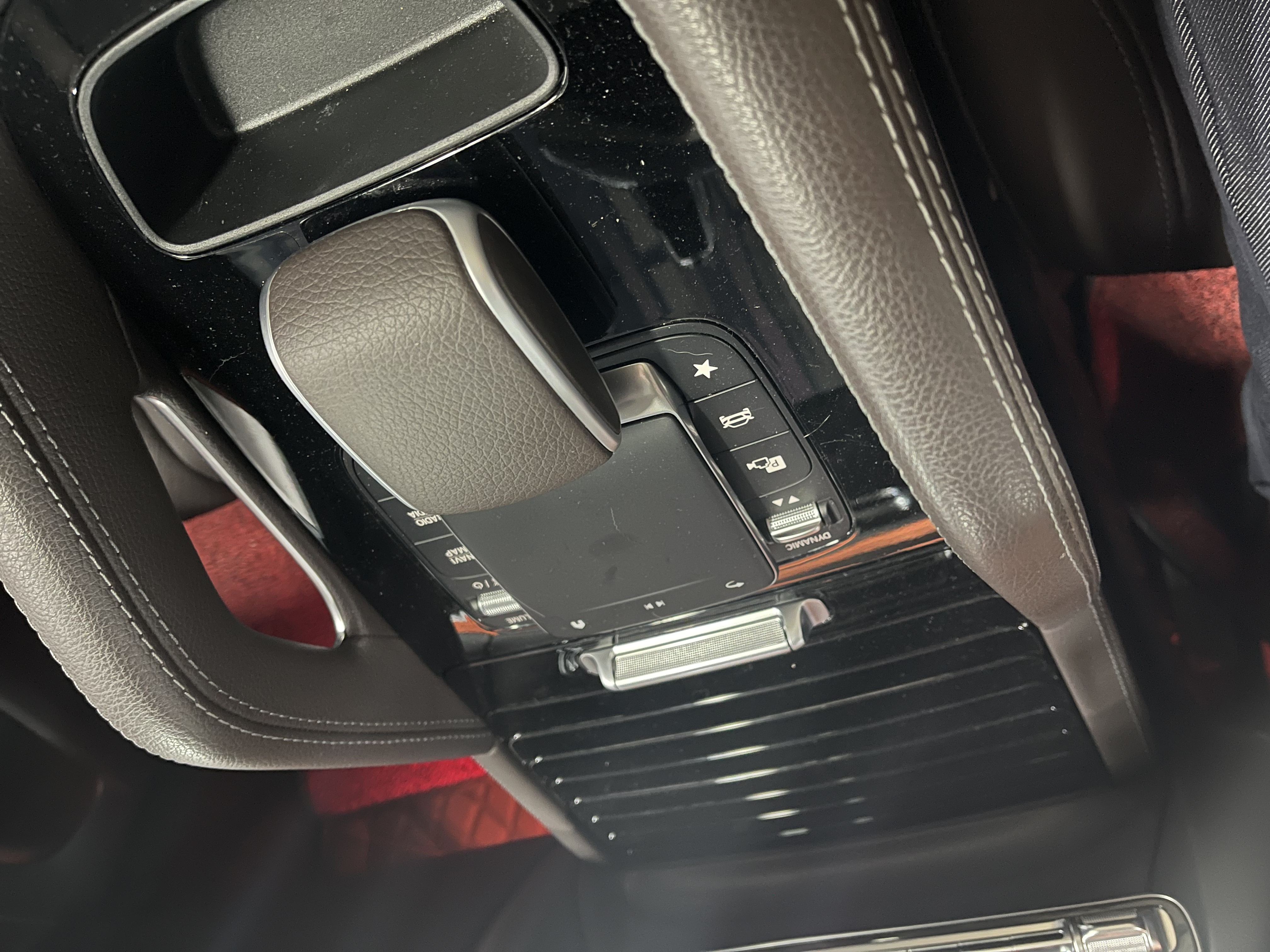 Mercedes-Benz GLE Class 2023 #13 Mercedes-Benz GLE Class 2023 car image #13