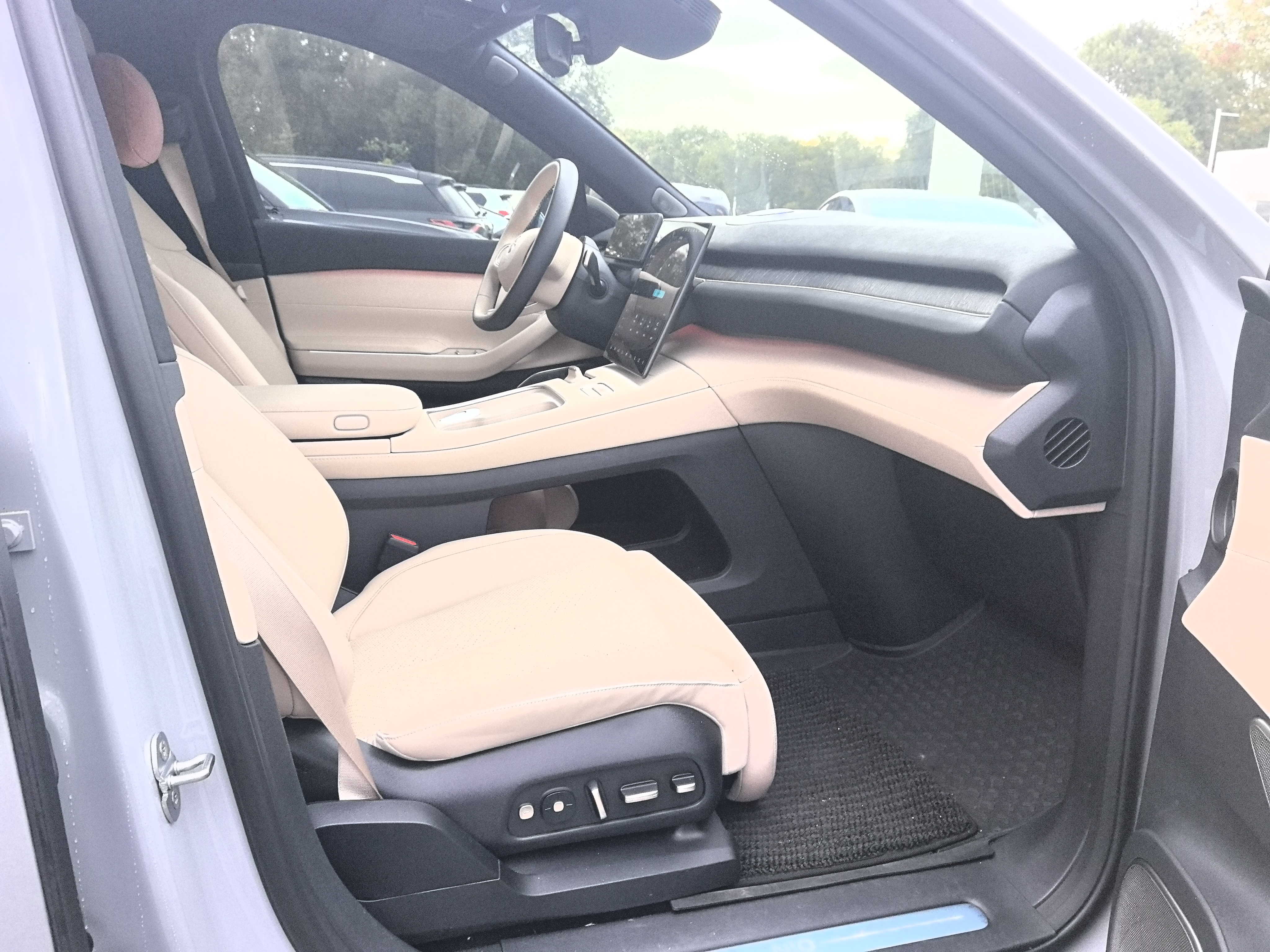 蔚来 蔚来EC7 2023 汽车图片 #13