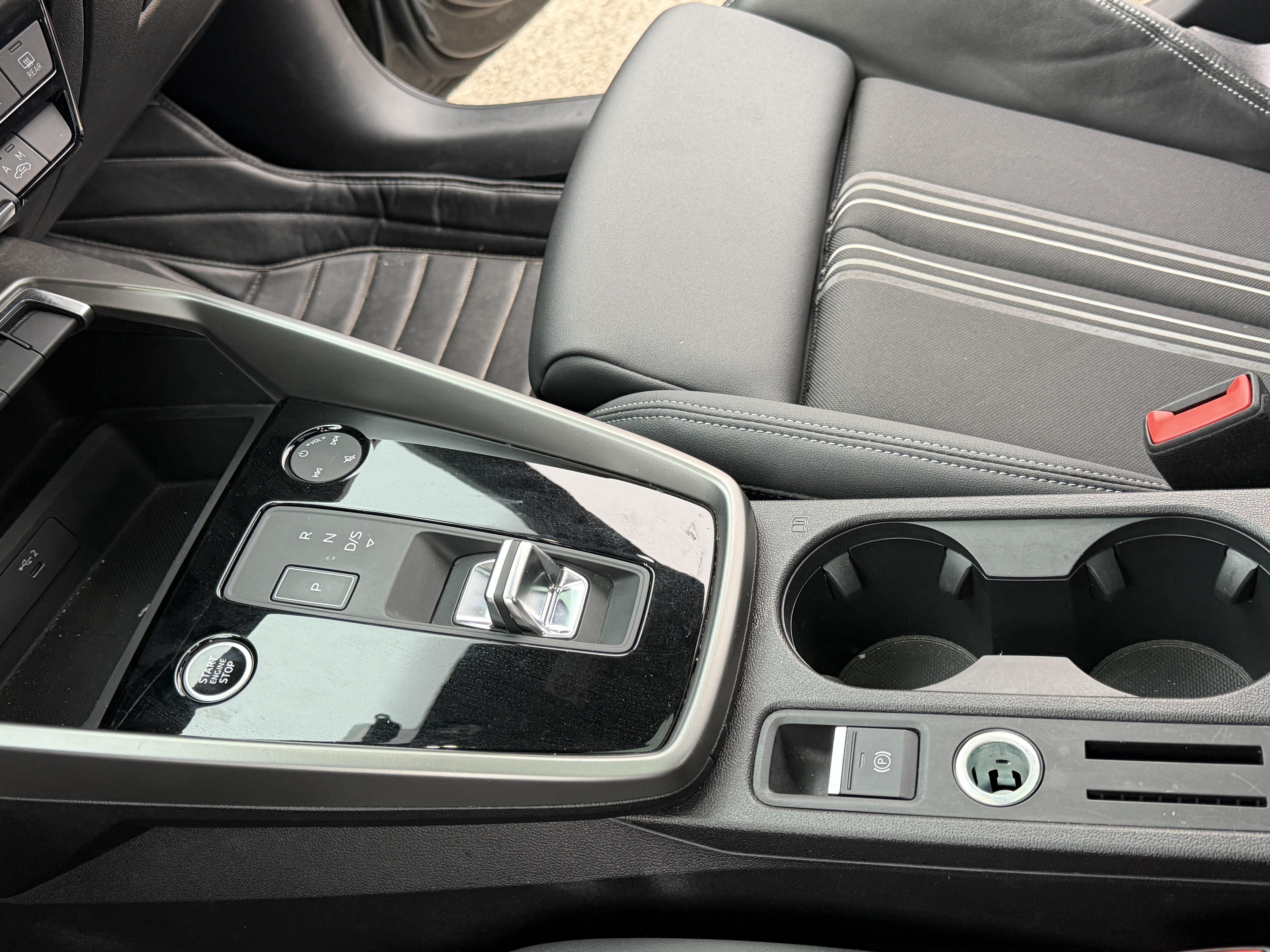 Audi A3 2023 car image #13