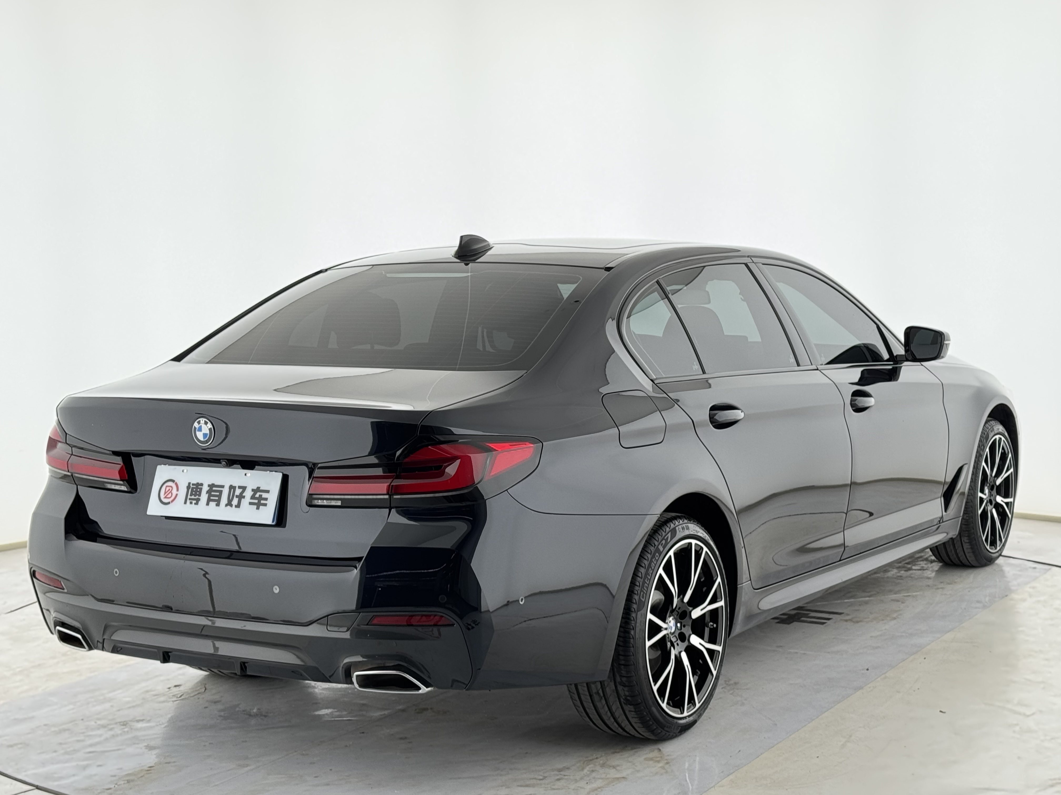 BMW 5 Series 2023 #13 BMW 5 Series 2023 car image #13