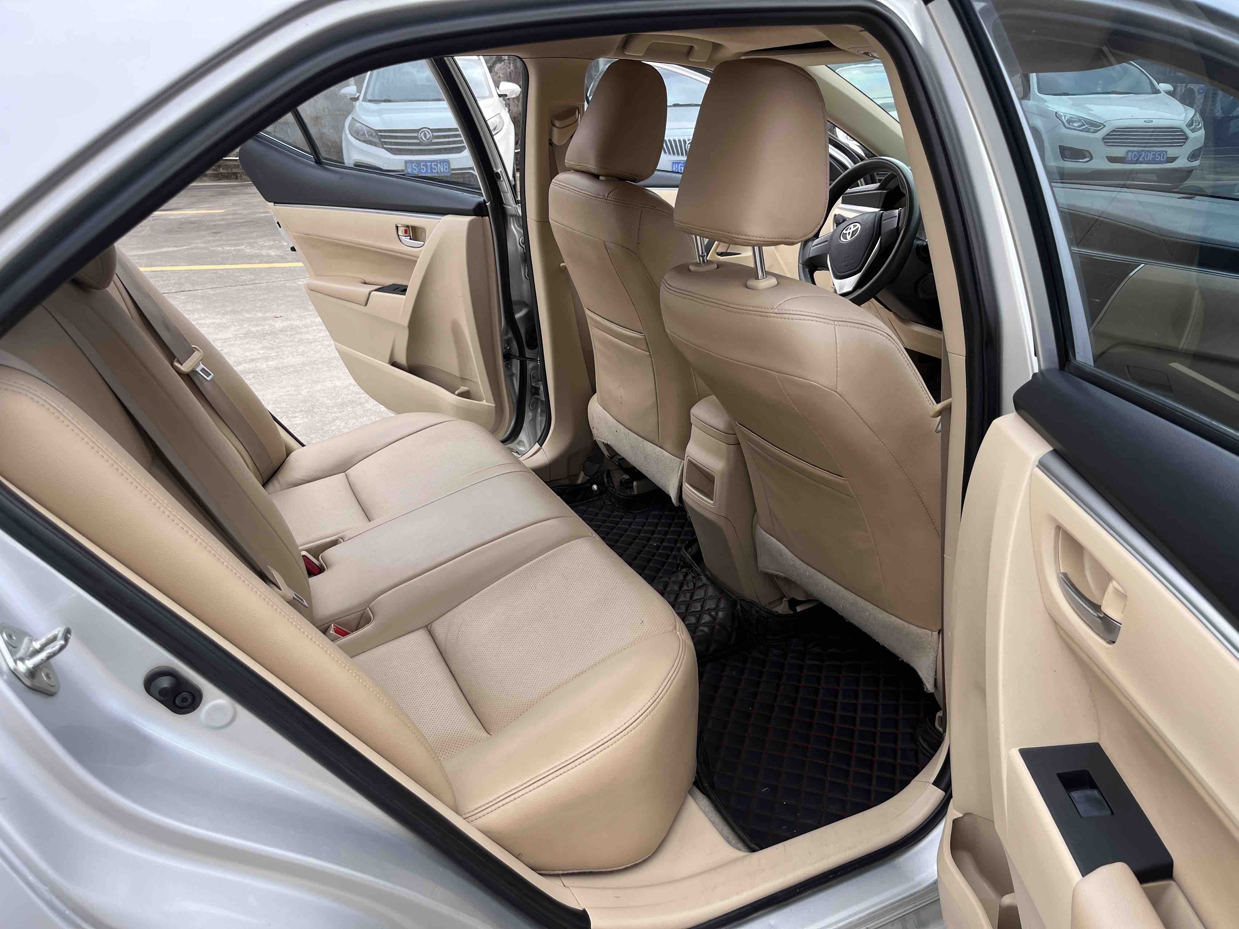 Corolla 2015 car image #13