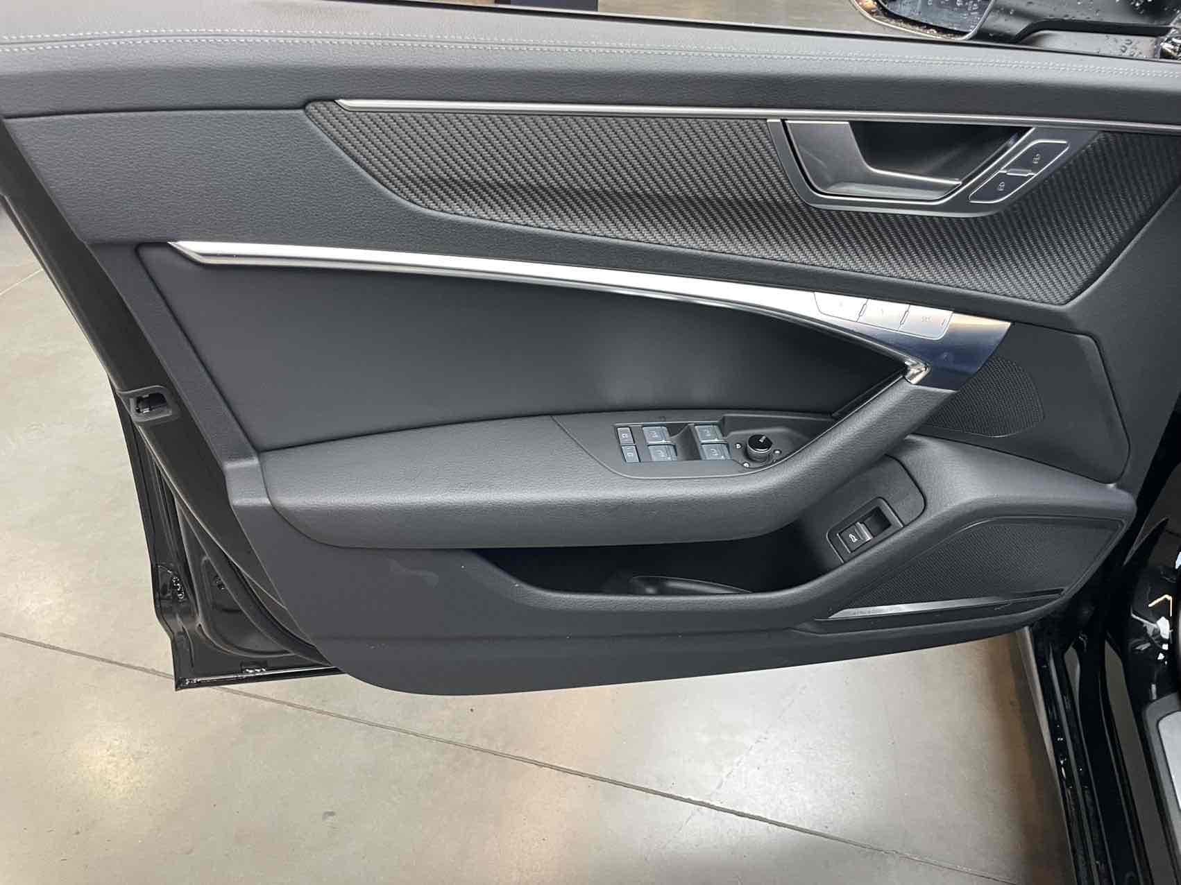 Audi S6 2024 car image #13