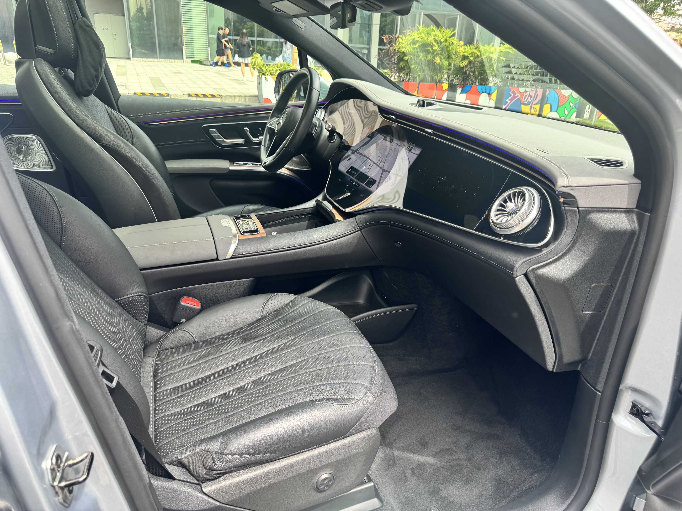 Mercedes-Benz EQS SUV 2023 car image #13