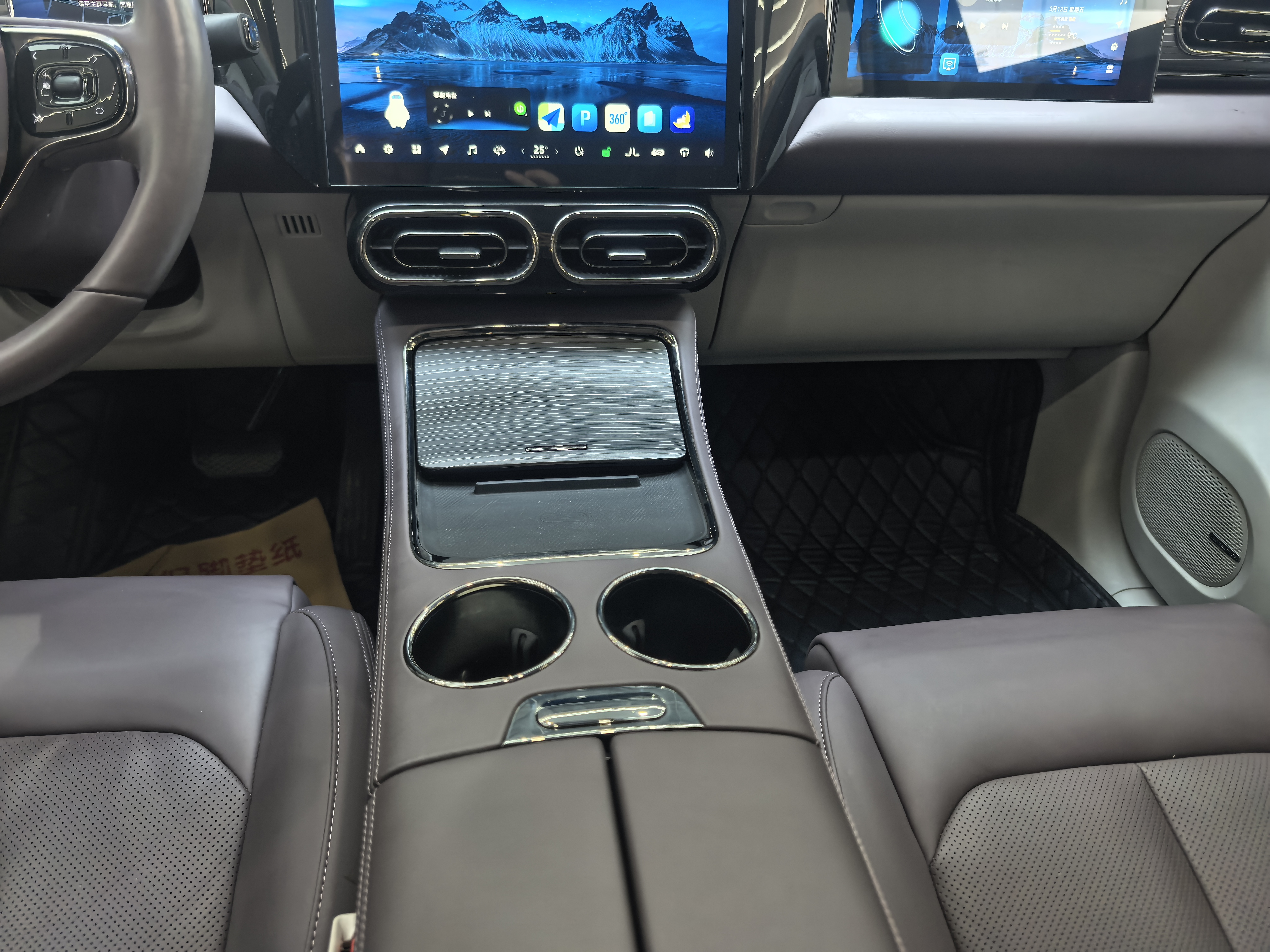 零跑汽车 零跑C11 2023 汽车图片 #13