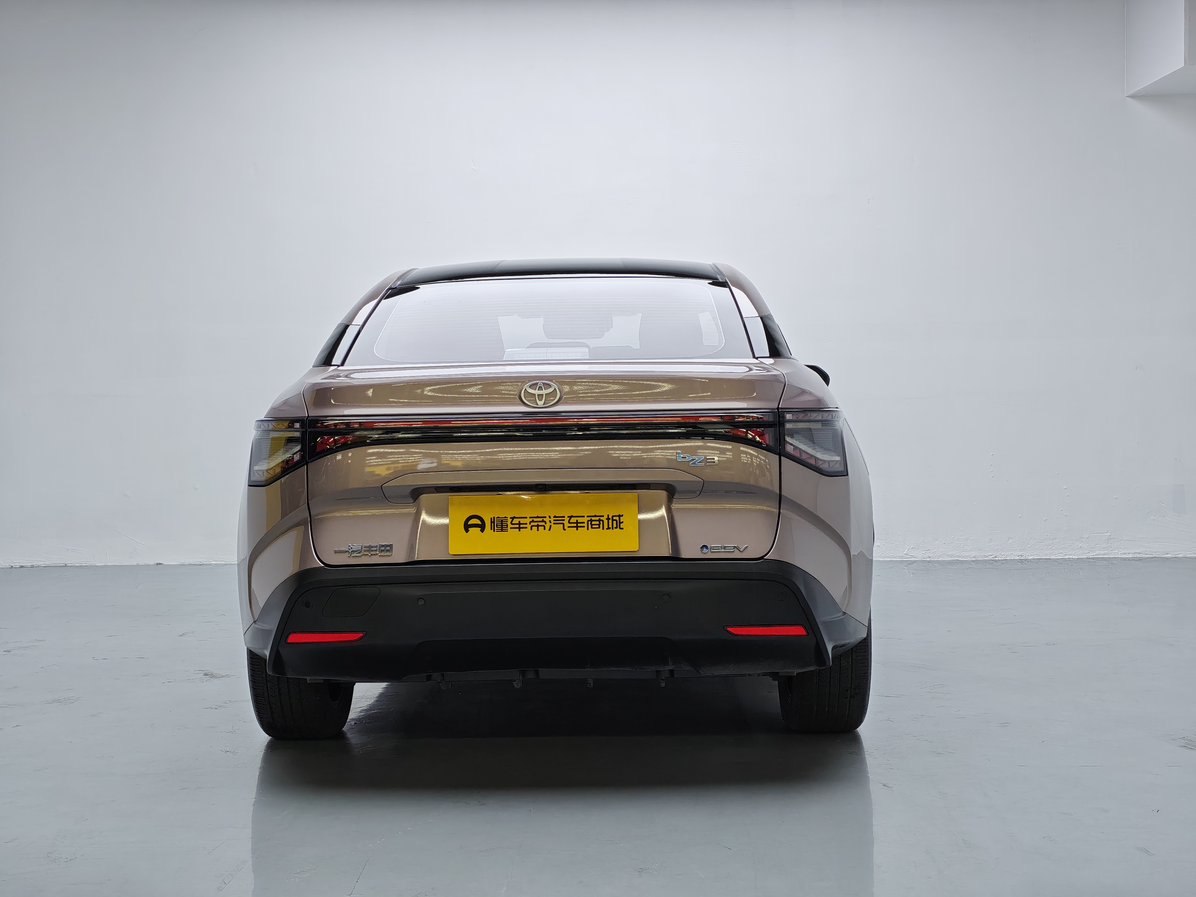 Toyota bZ3 2023 #13 Toyota bZ3 2023 immagine di auto #13