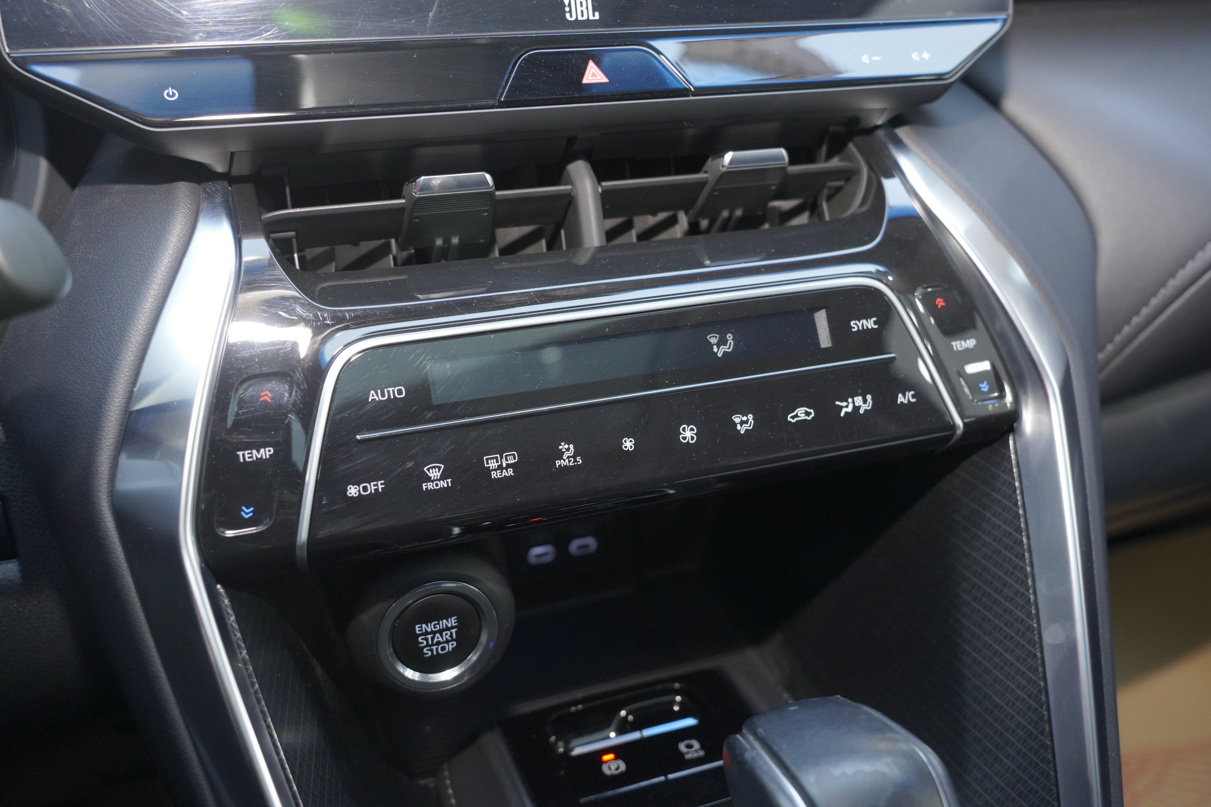 Toyota Venza 2023 car image #13