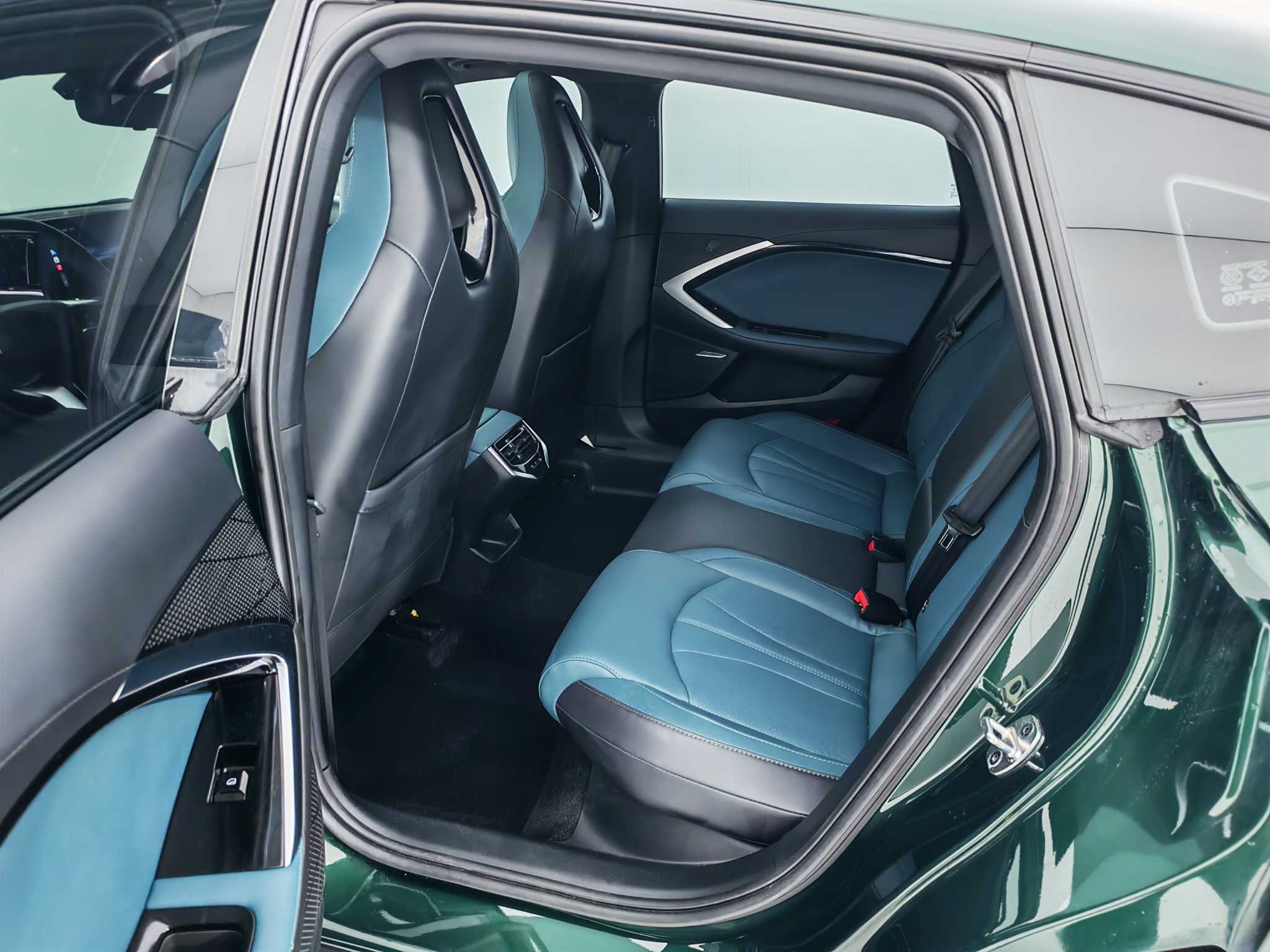 MG 7 2023 car image #13