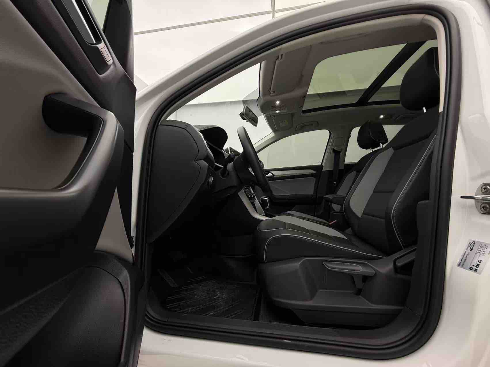 T-Roc 2023 #13 T-Roc 2023 car image #13