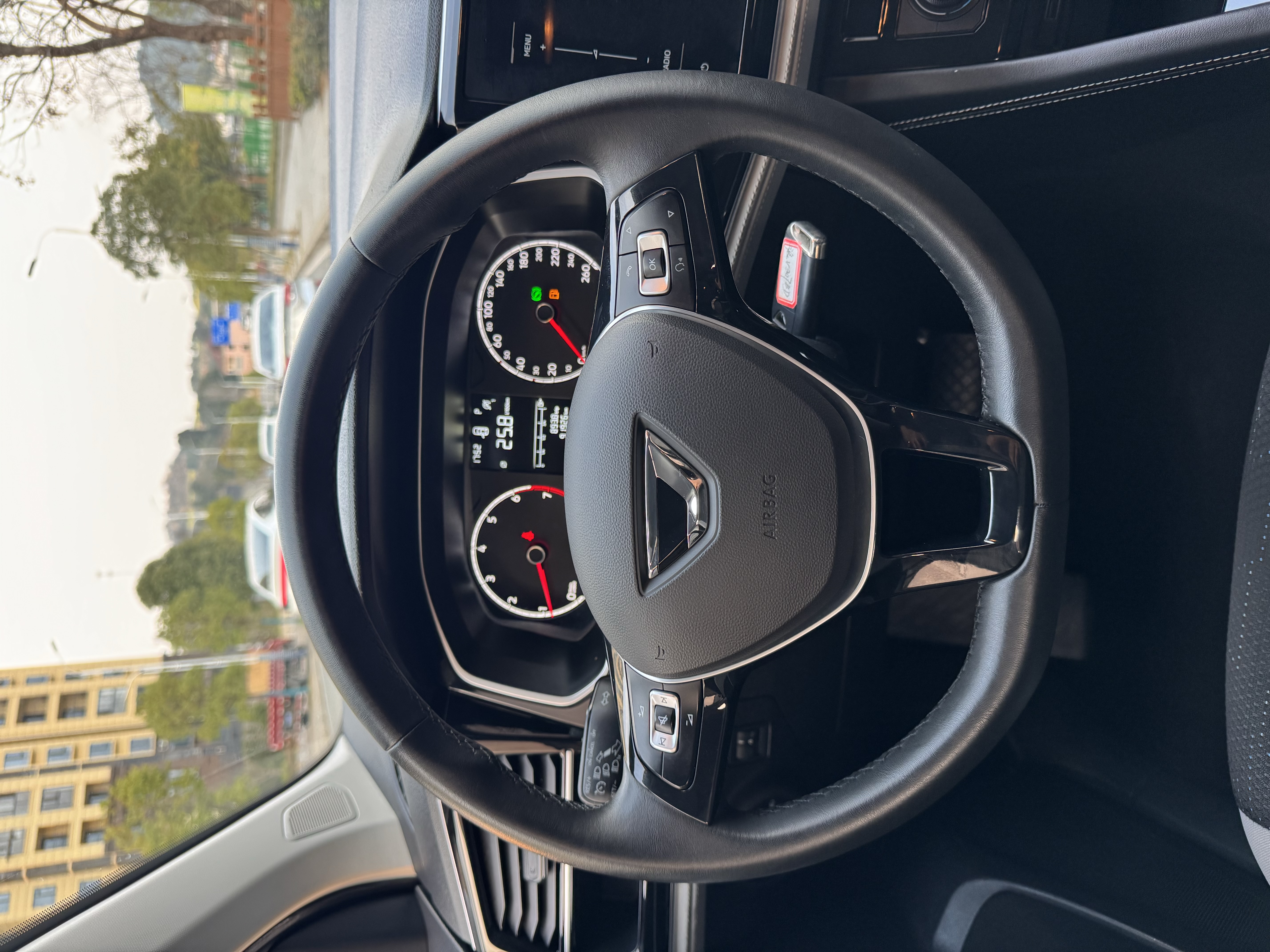 VS5 2023 car image #13