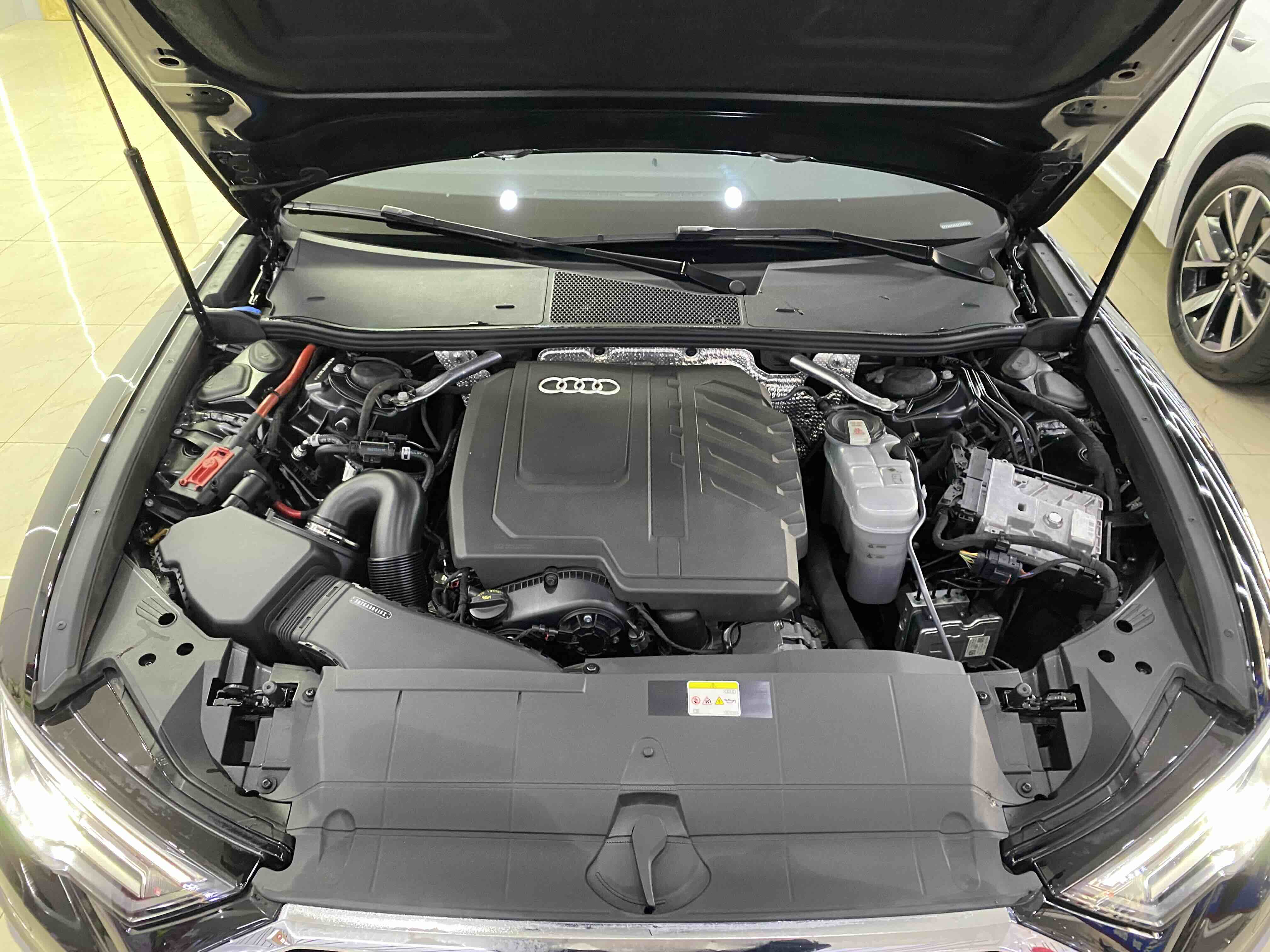Audi A6L 2023 car image #13