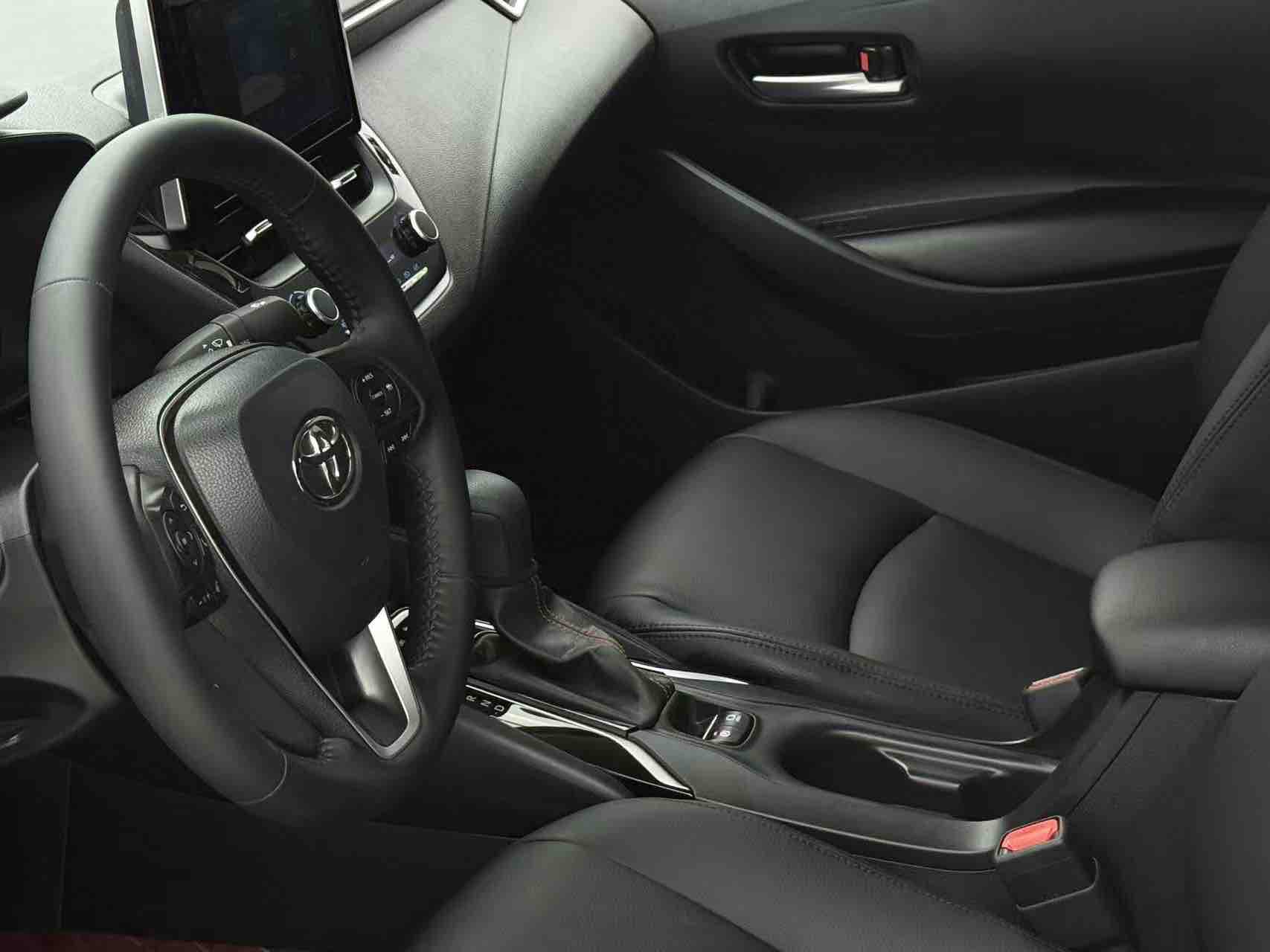 Toyota Corolla 2023 car image #13