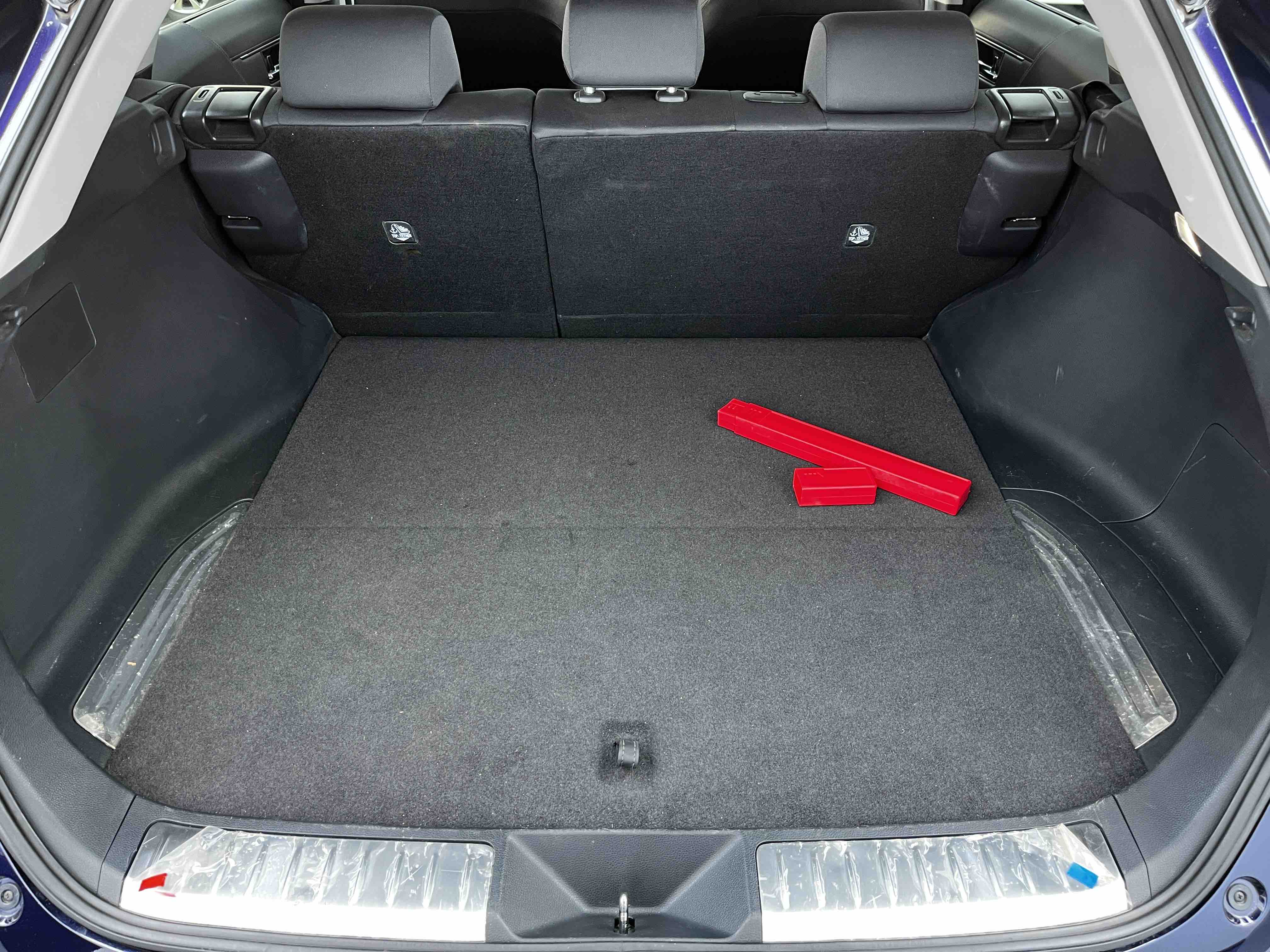 Toyota Harrier 2023 car image #13