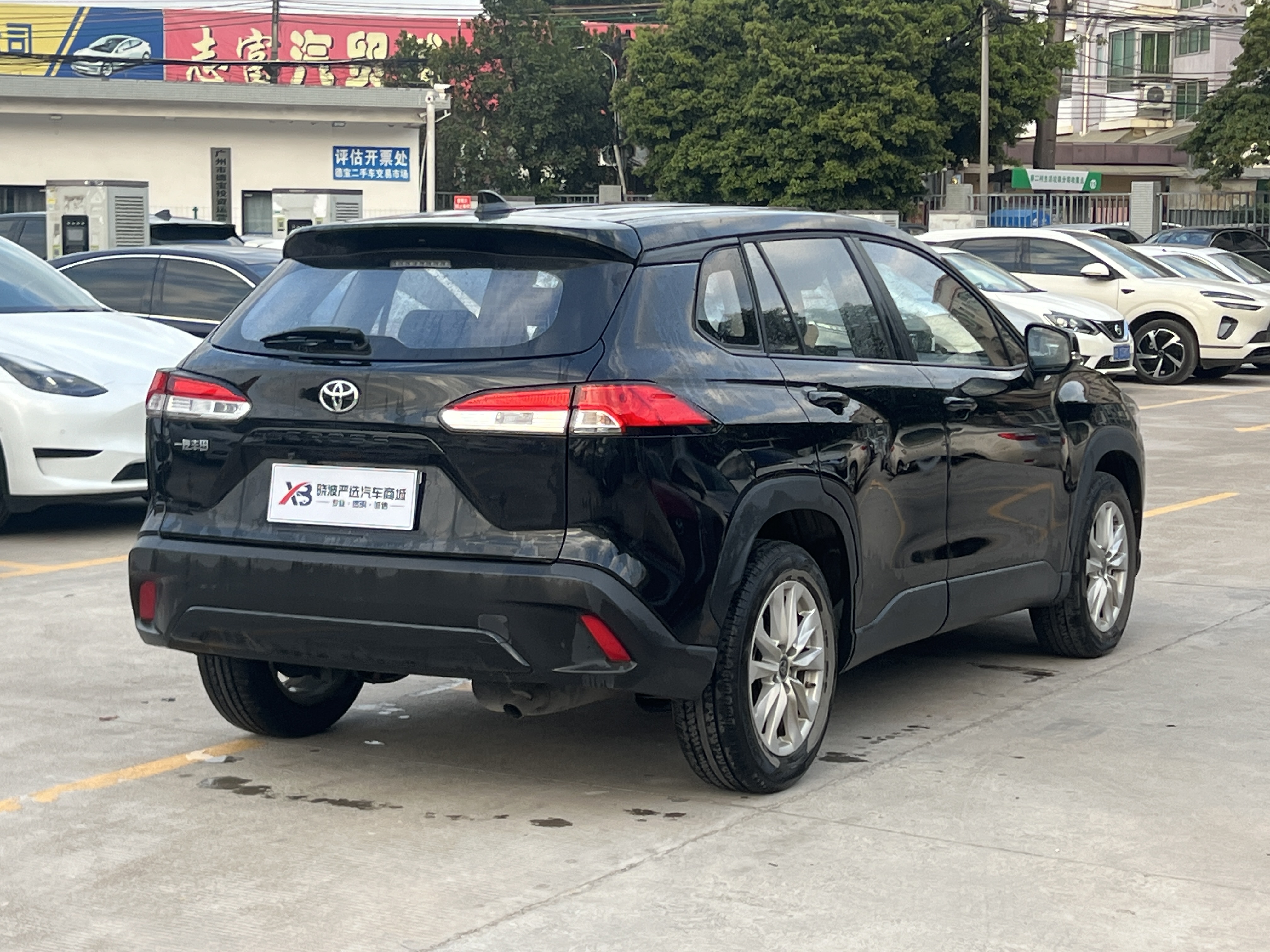 Toyota Corolla Cross 2024 immagine di auto #13