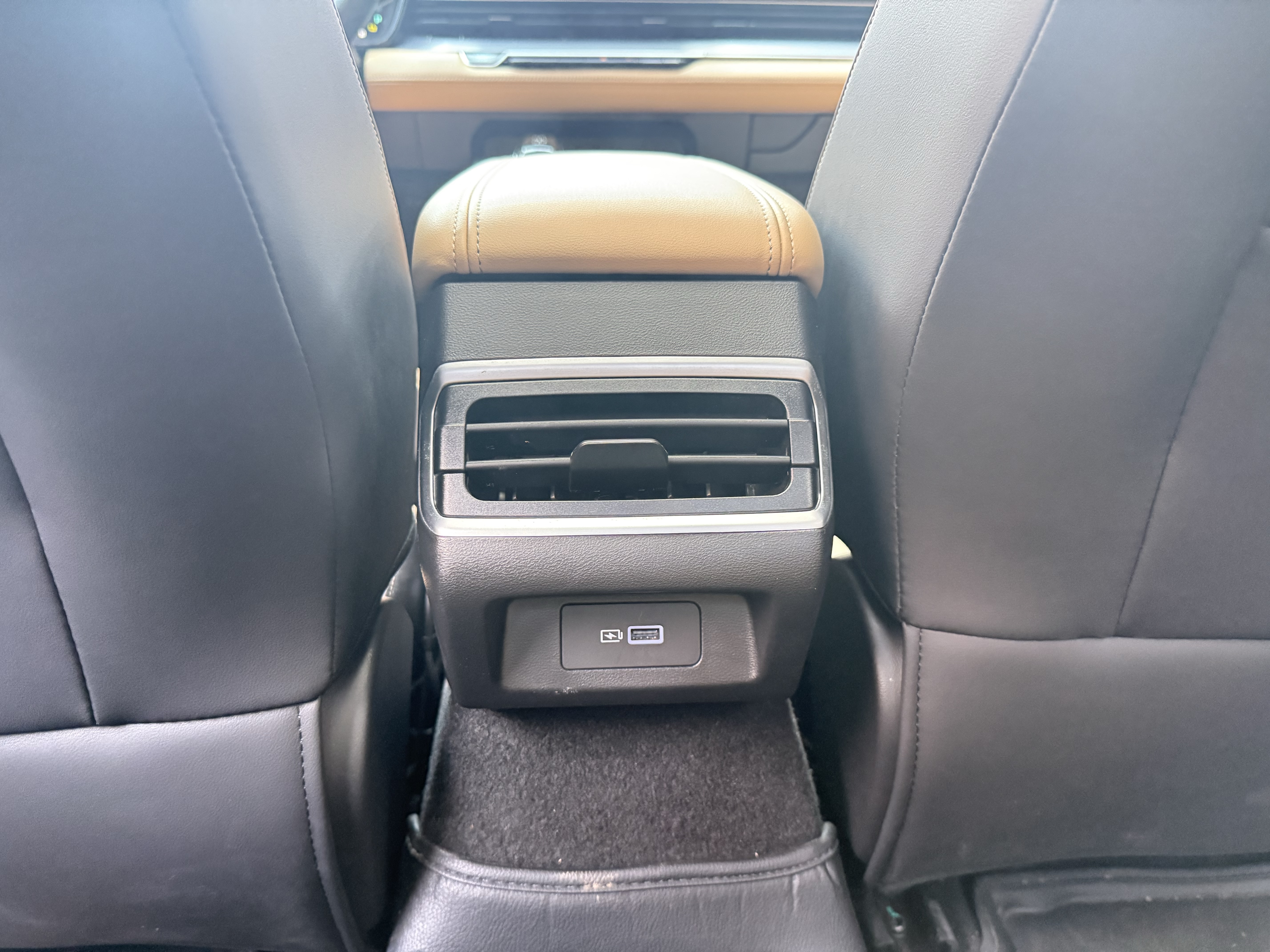 GEELY Emgrand L 2023 car image #13