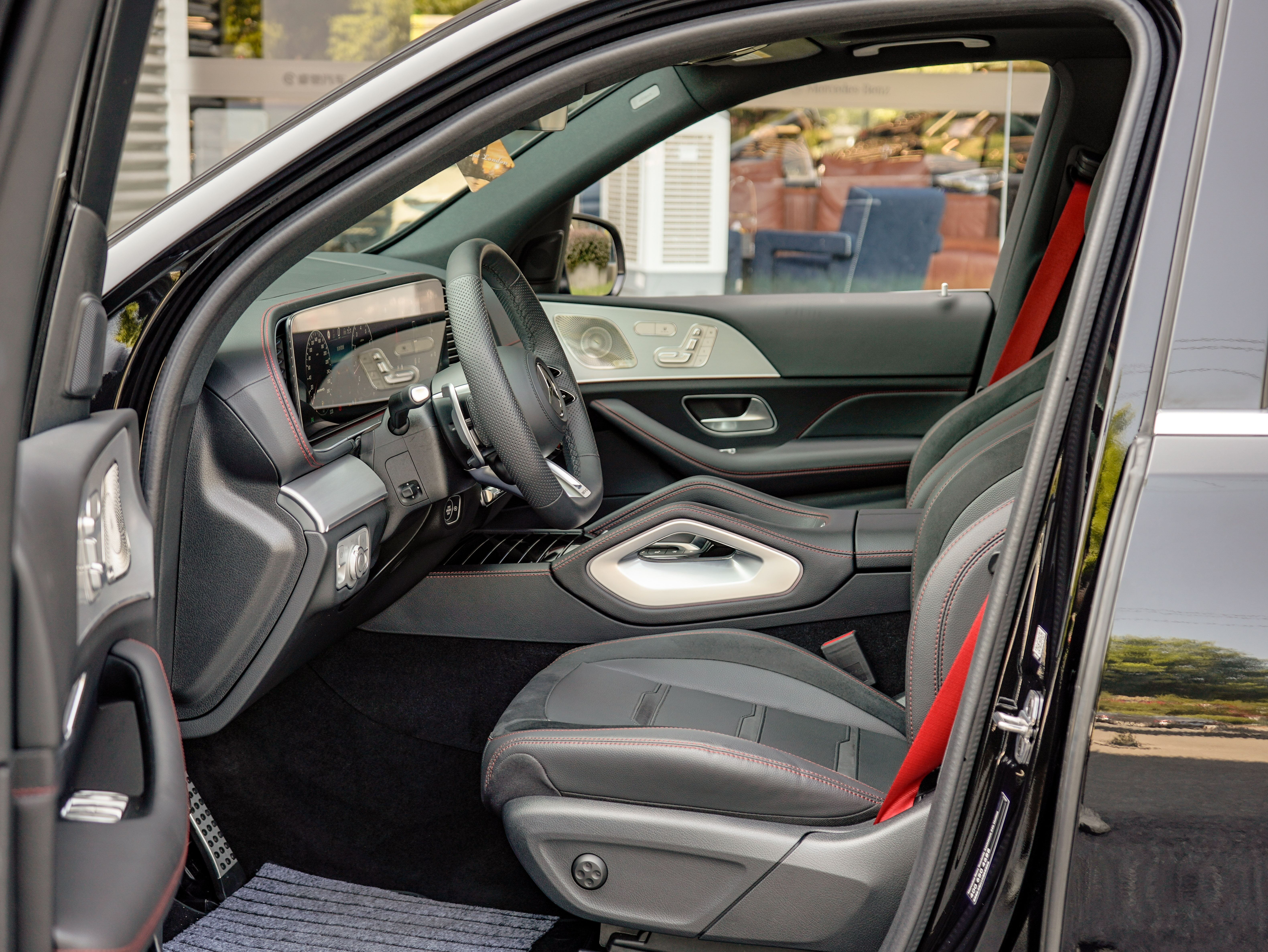 Mercedes-Benz GLE AMG 2024 #13 Mercedes-Benz GLE AMG 2024 изображение автомобиля #13