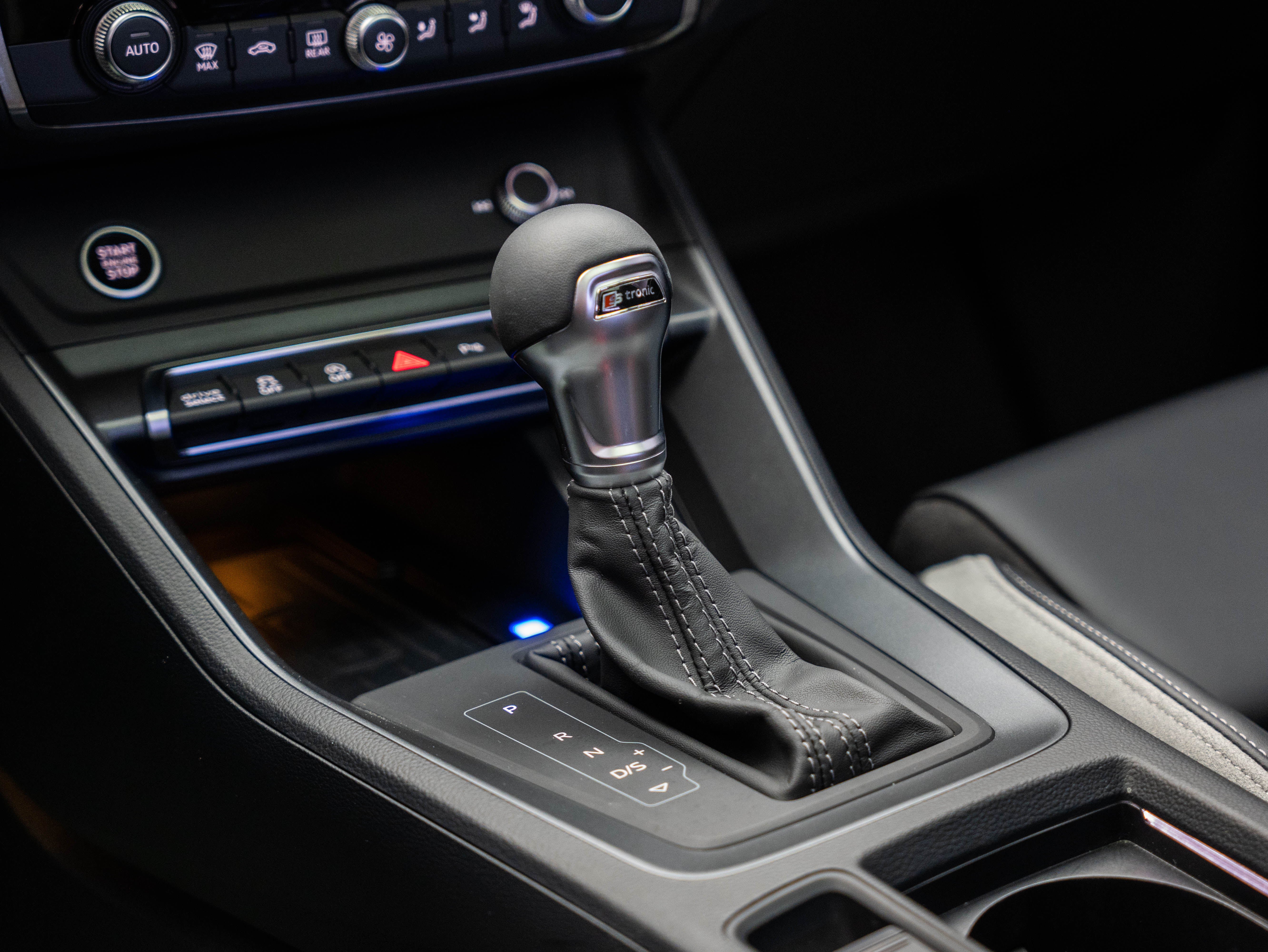 Audi Q3 Sportback 2024 #13 Audi Q3 Sportback 2024 car image #13