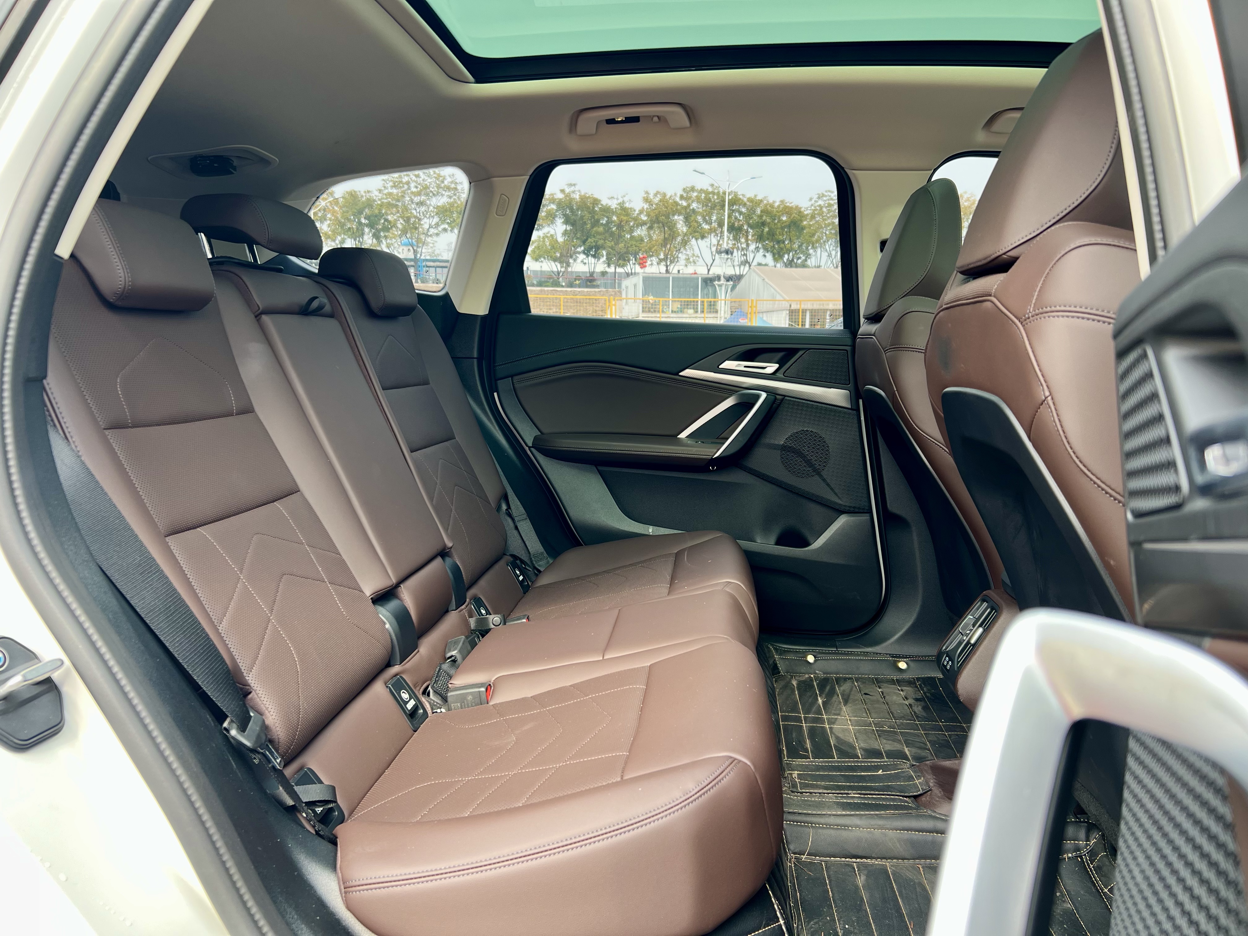 BMW iX1 2025 #13 BMW iX1 2025 immagine di auto #13