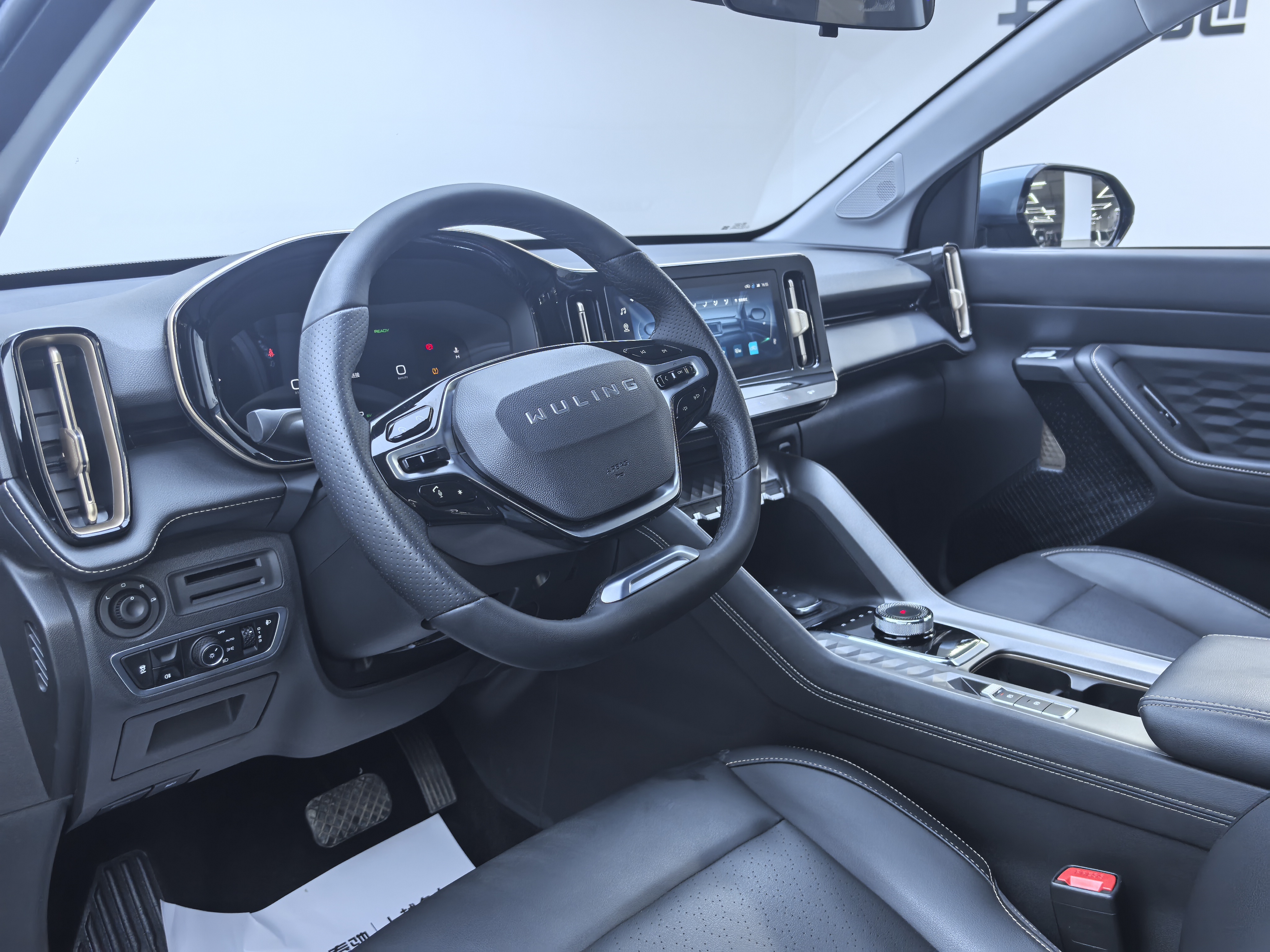 Wuling Xingyun 2023 #13 Wuling Xingyun 2023 car image #13