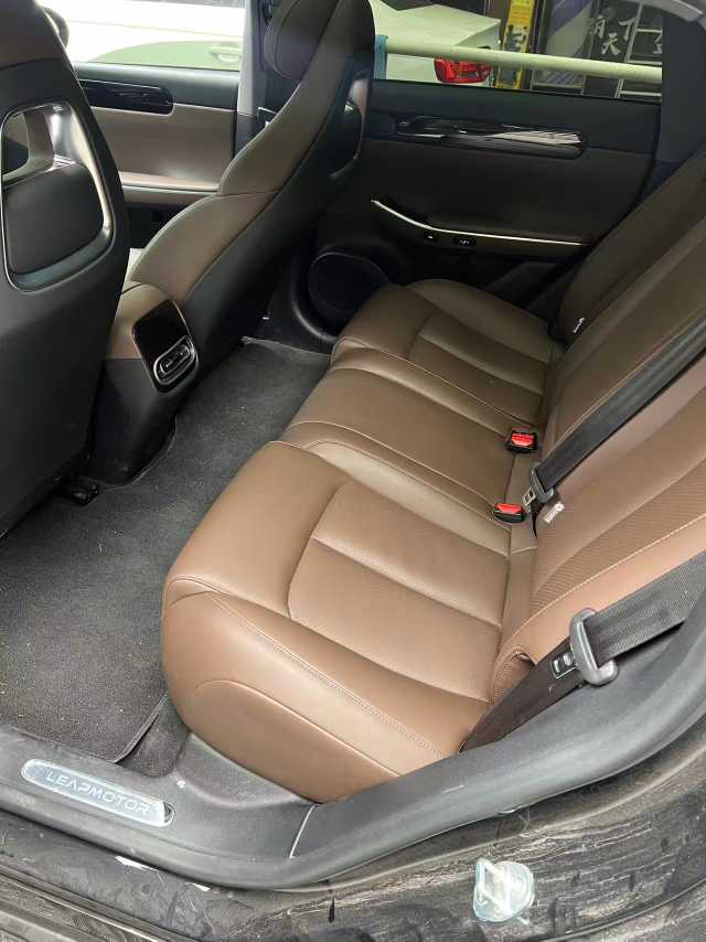 零跑汽车 零跑C01 2023 汽车图片 #13