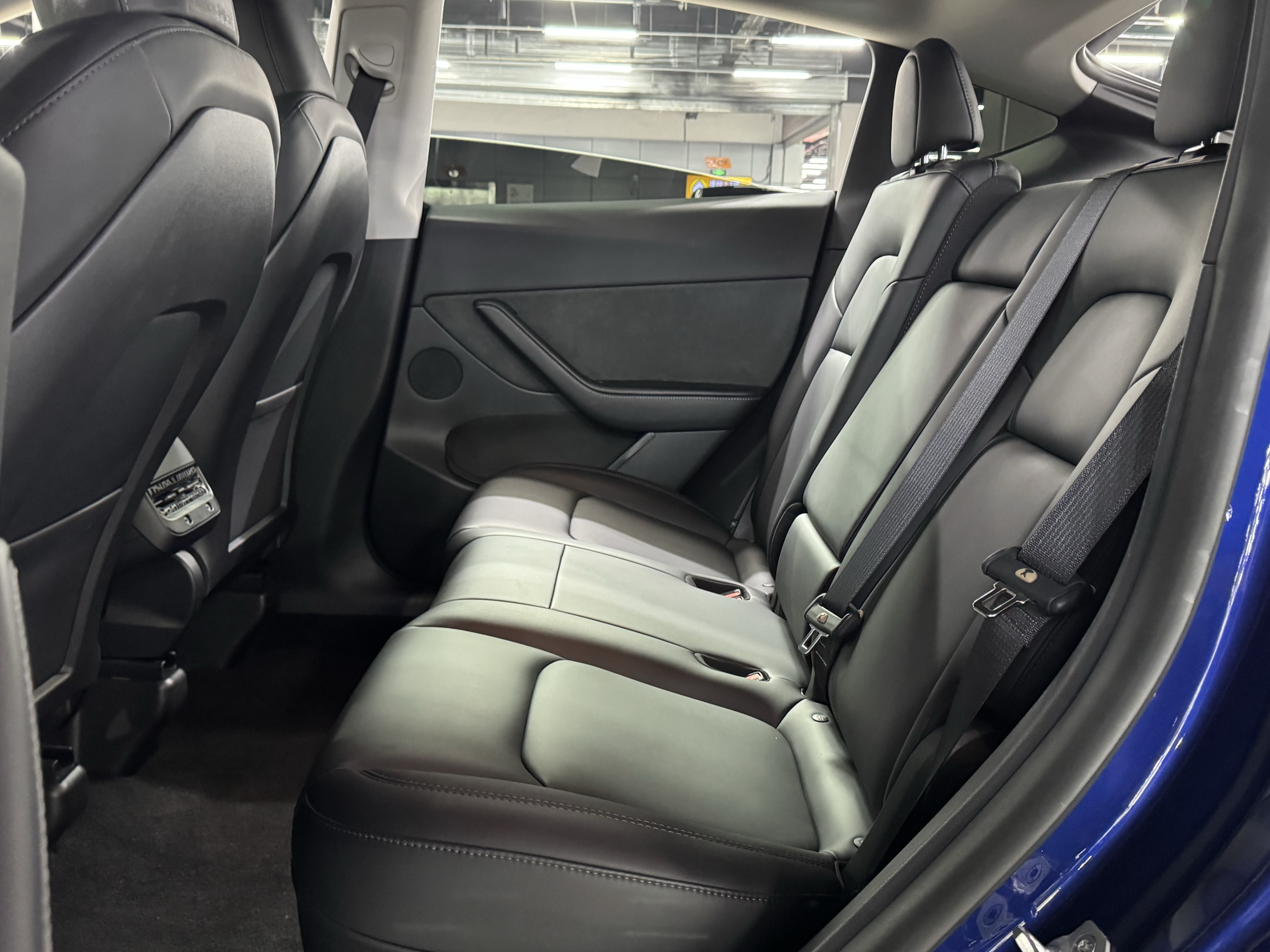 Tesla Model Y 2024 #13 Tesla Model Y 2024 car image #13