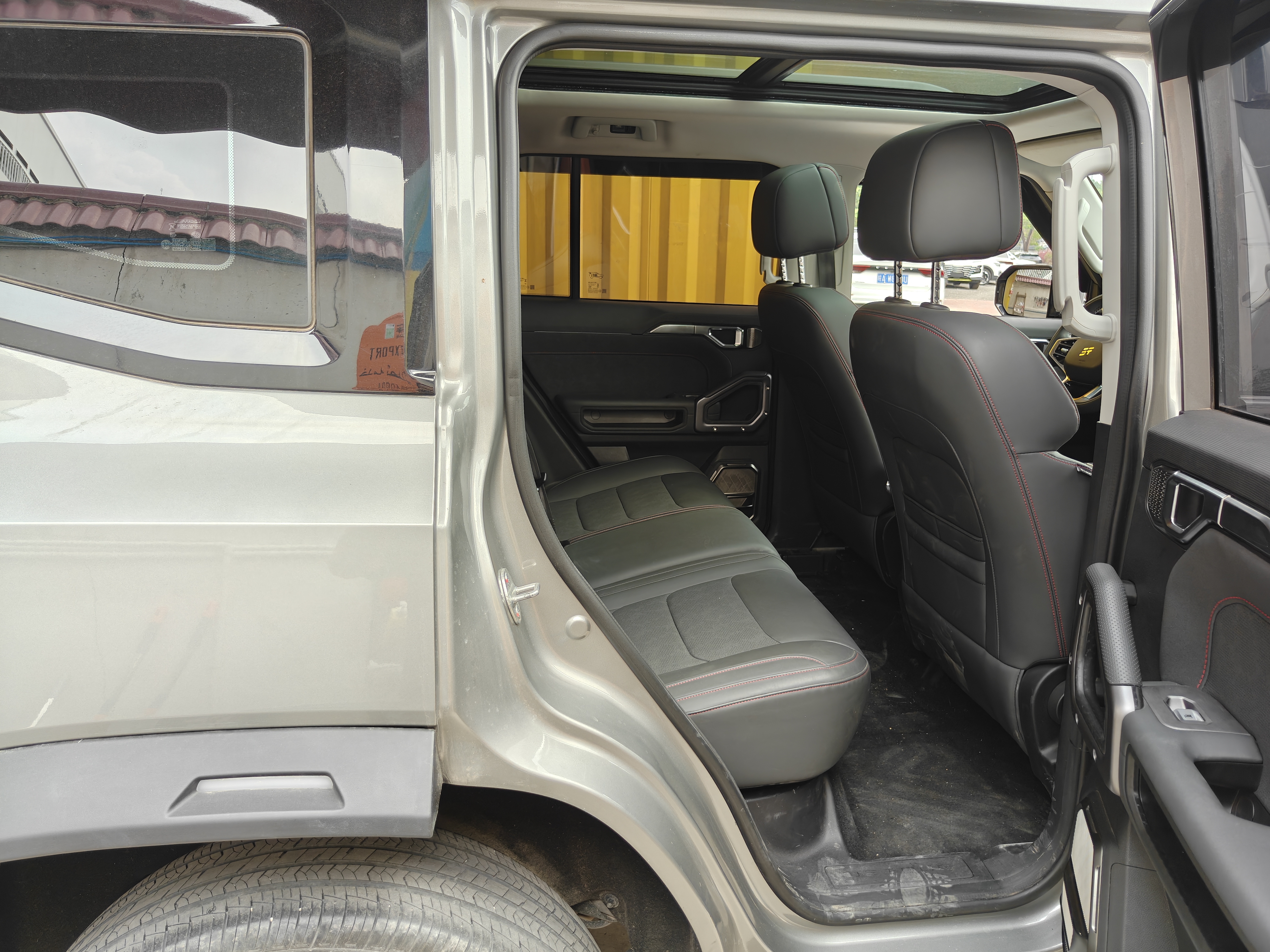 Jetour Traveller 2024 car image #13
