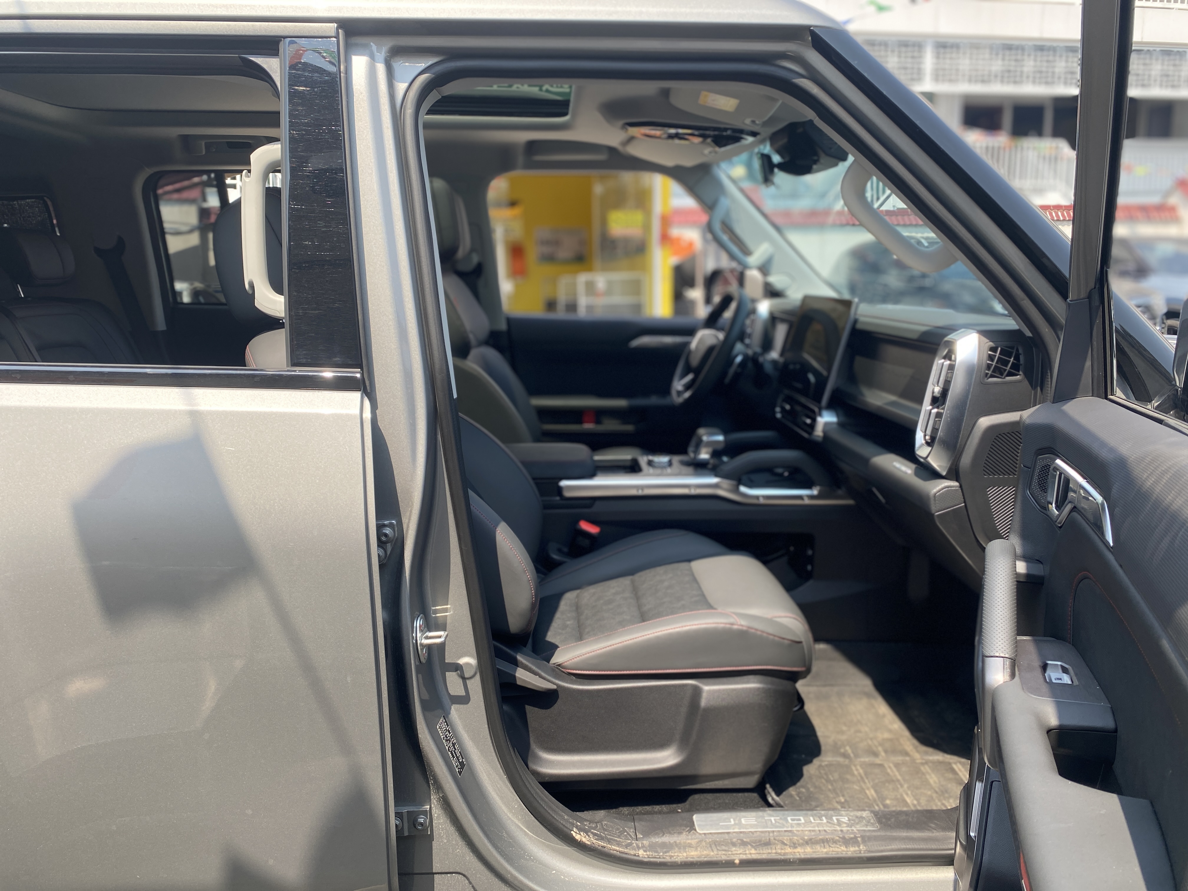 Jetour Traveller 2024 car image #13