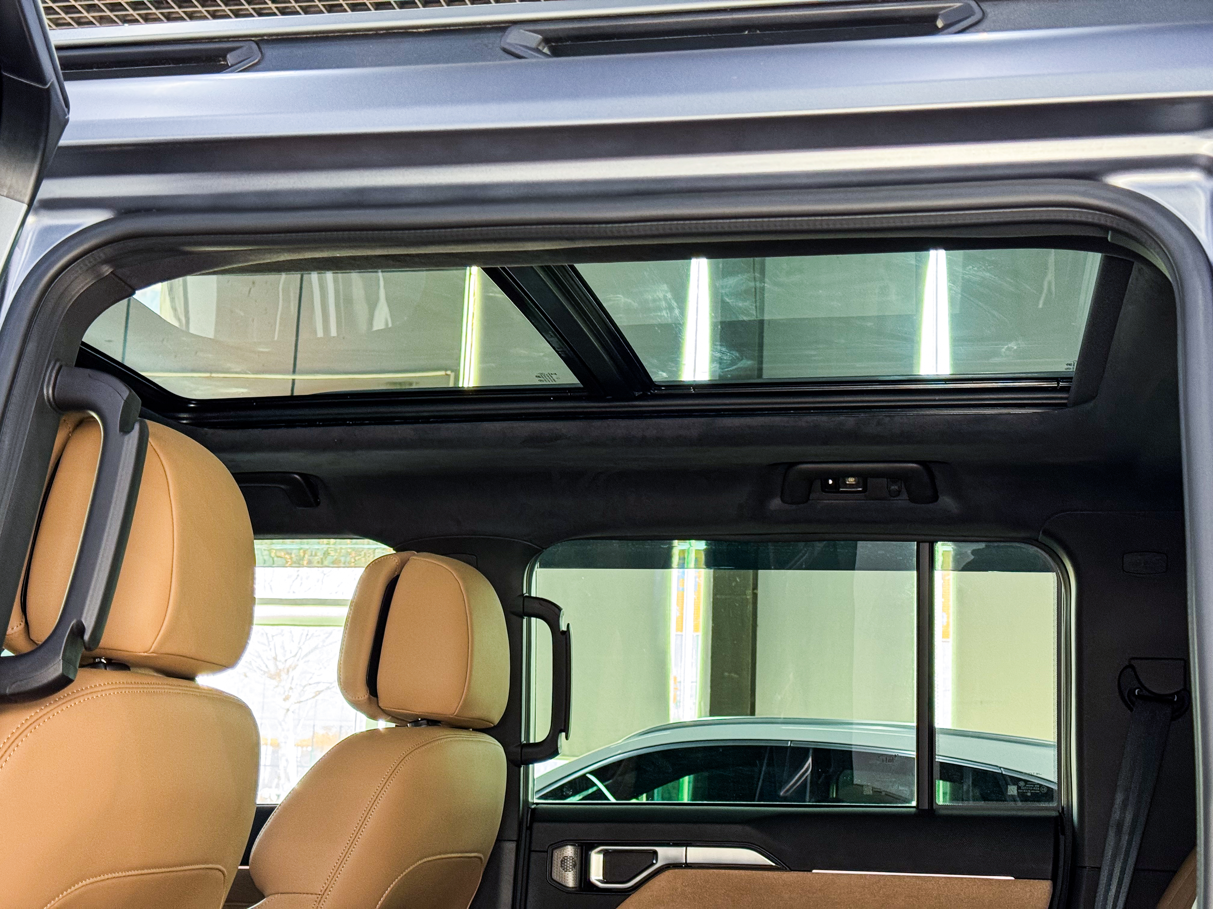 Jetour Traveller 2024 car image #13
