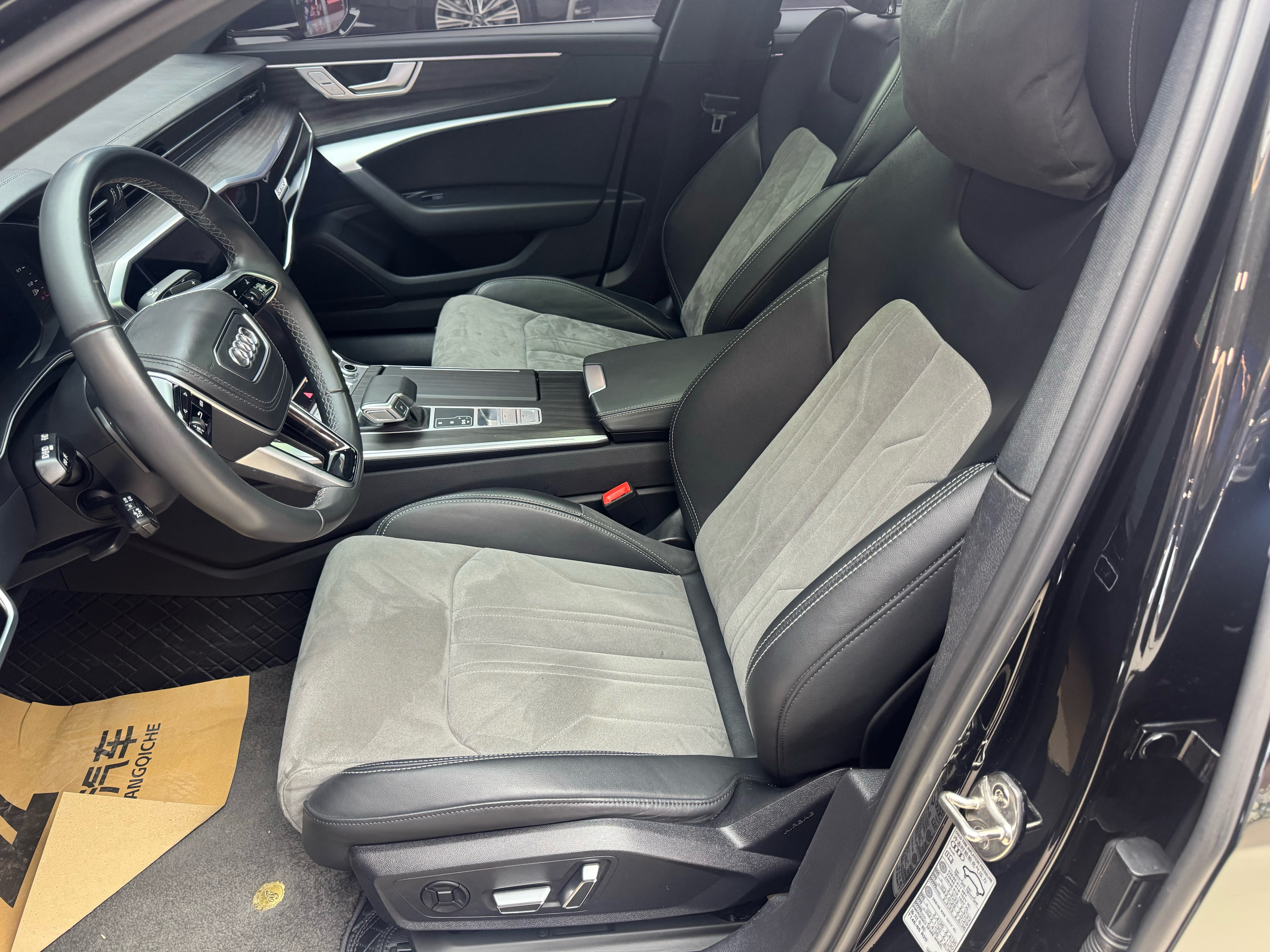 Audi A6L 2024 car image #13