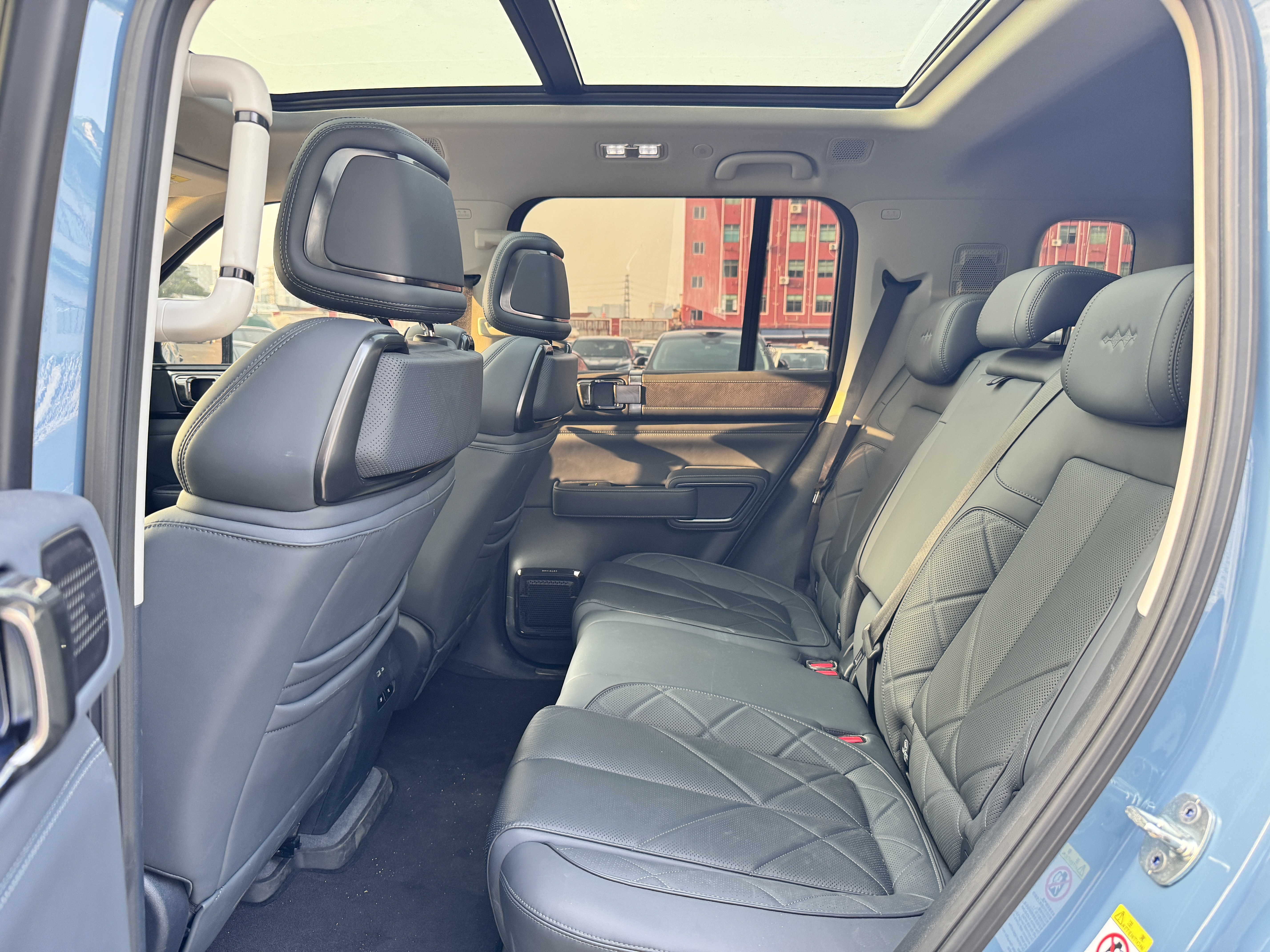 FangChengBao Leopard 5 2025 car image #13