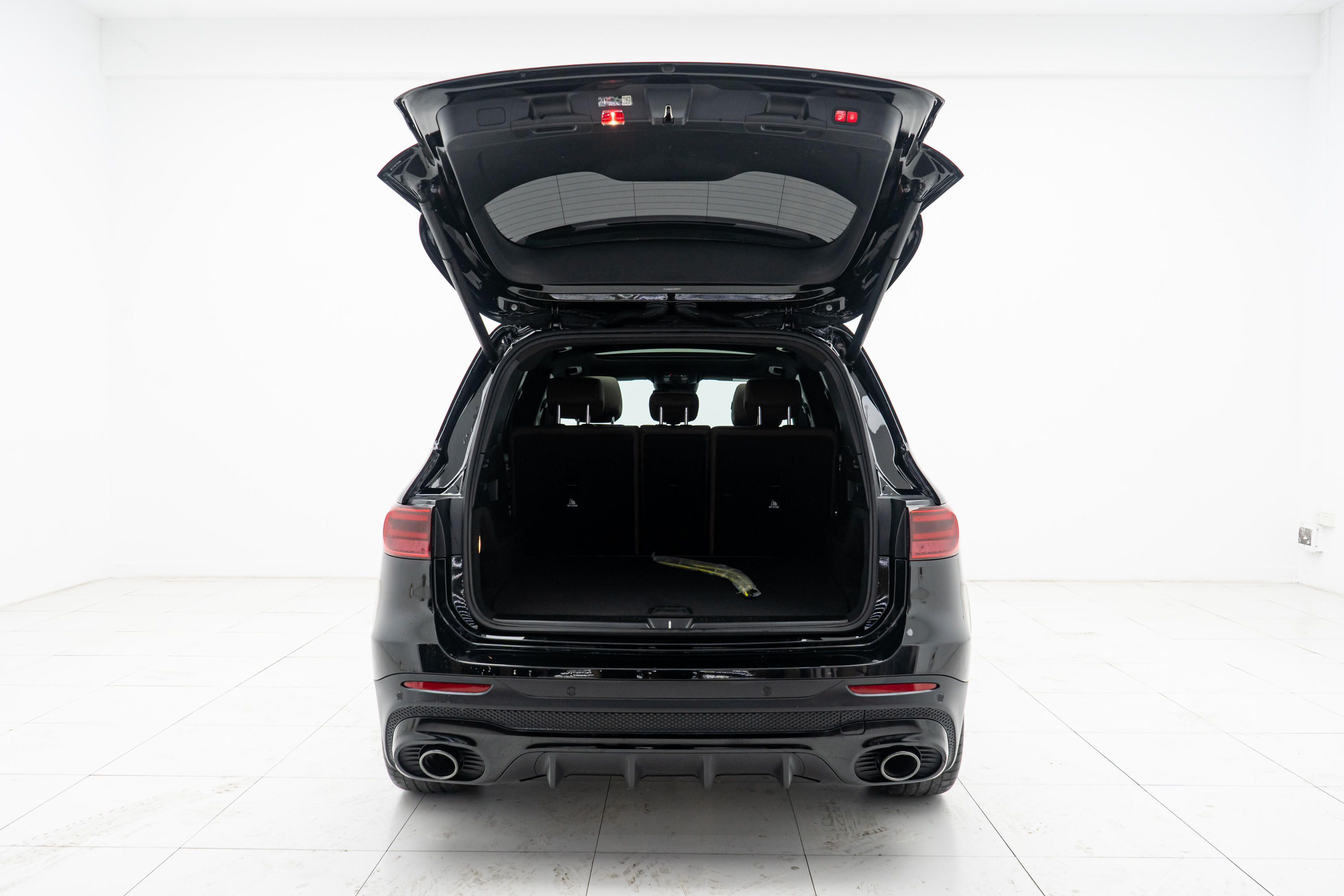 Mercedes-Benz GLB AMG 2024 car image #13