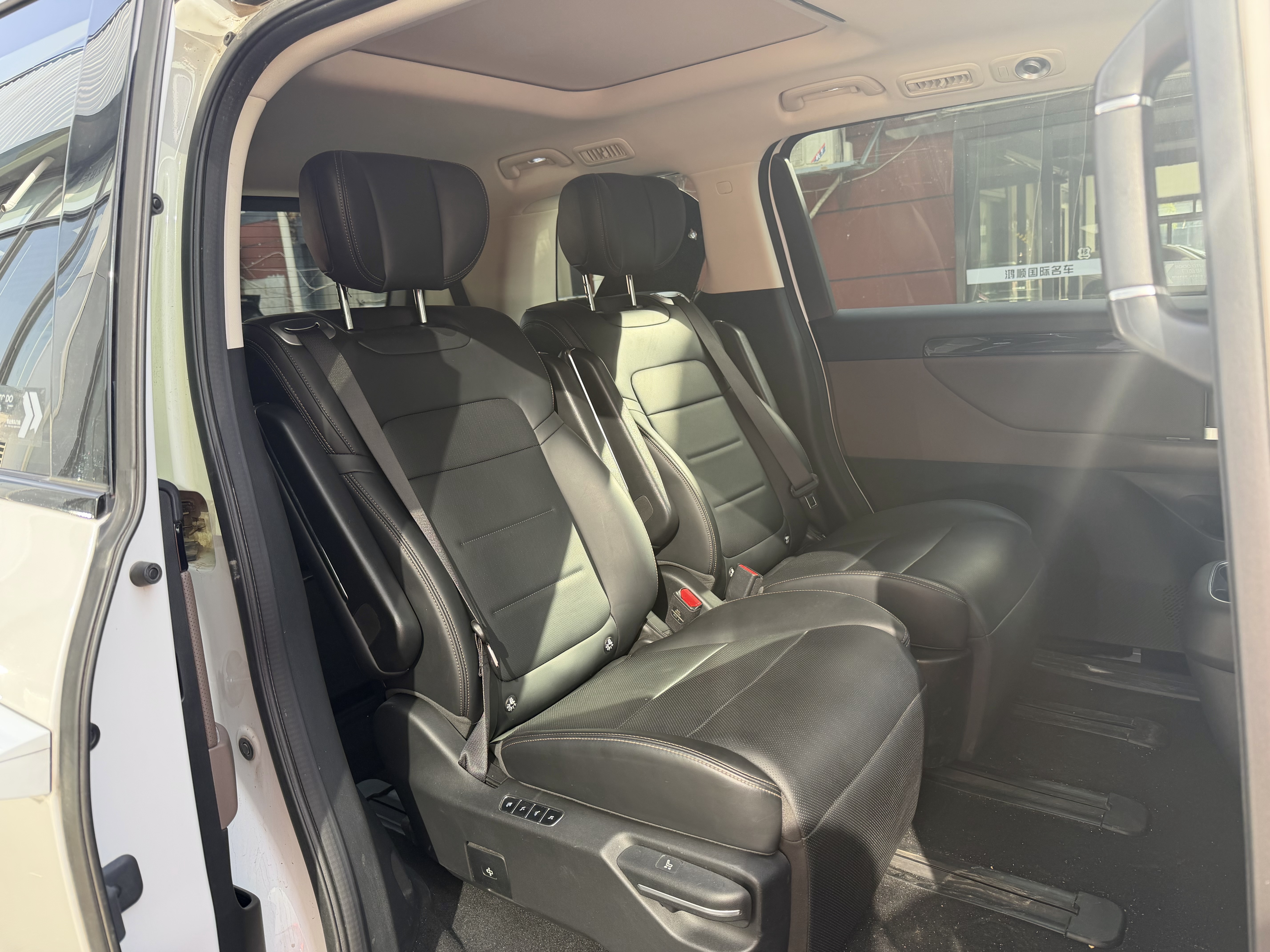 GAC Trumpchi E8 New Energy 2024 car image #13