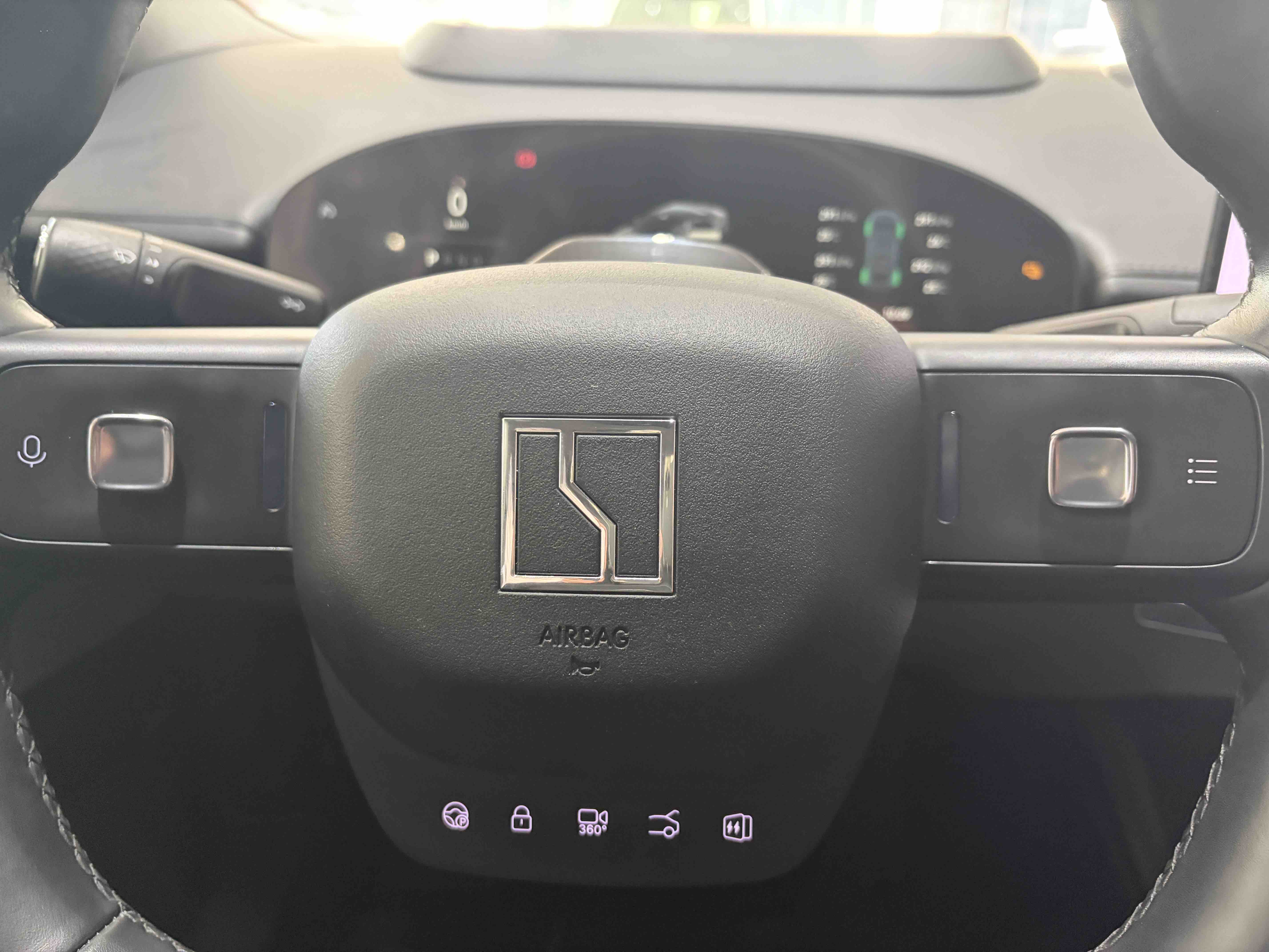 极氪 极氪007 2024 汽车图片 #13