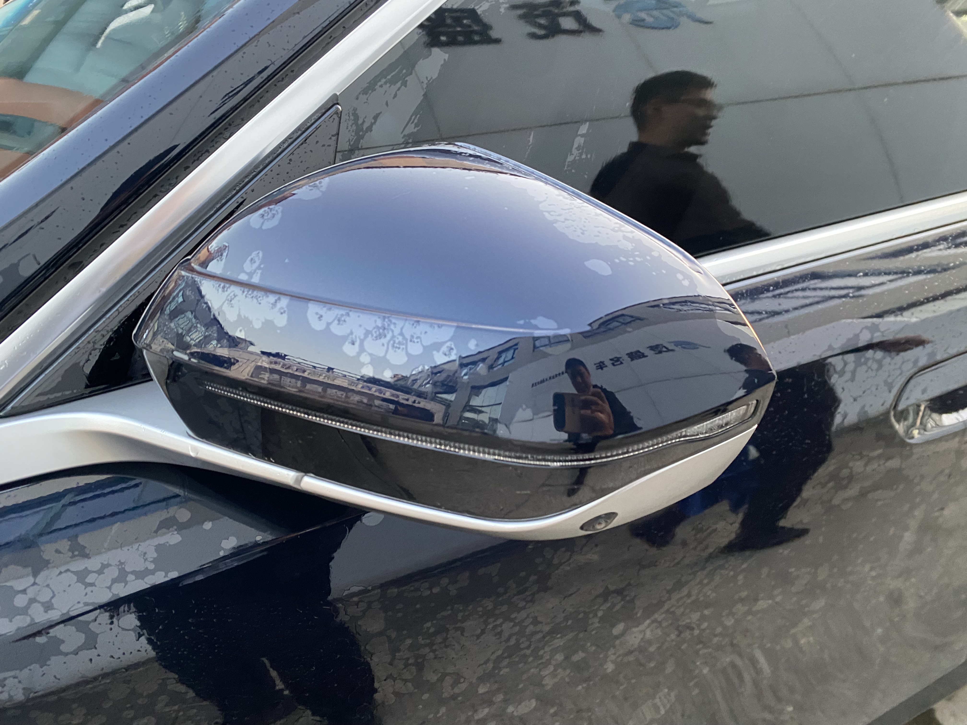 BMW i5 M60 2025 immagine di auto #13