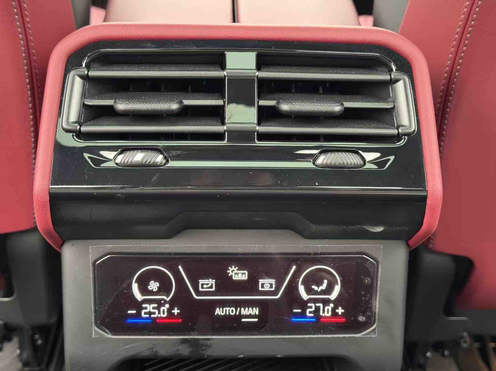 BMW i5 2025 immagine di auto #13