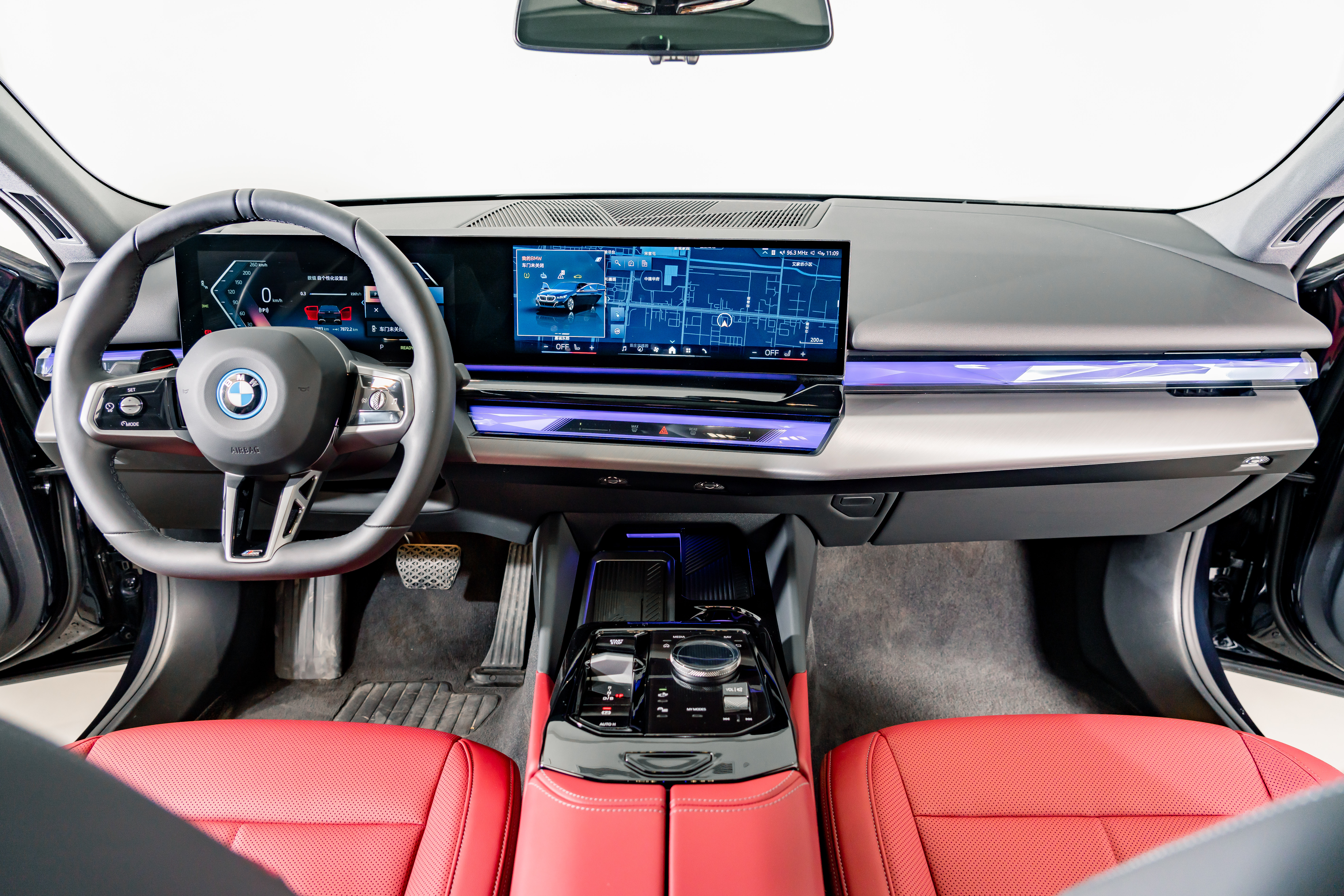 BMW i5 2025 immagine di auto #13