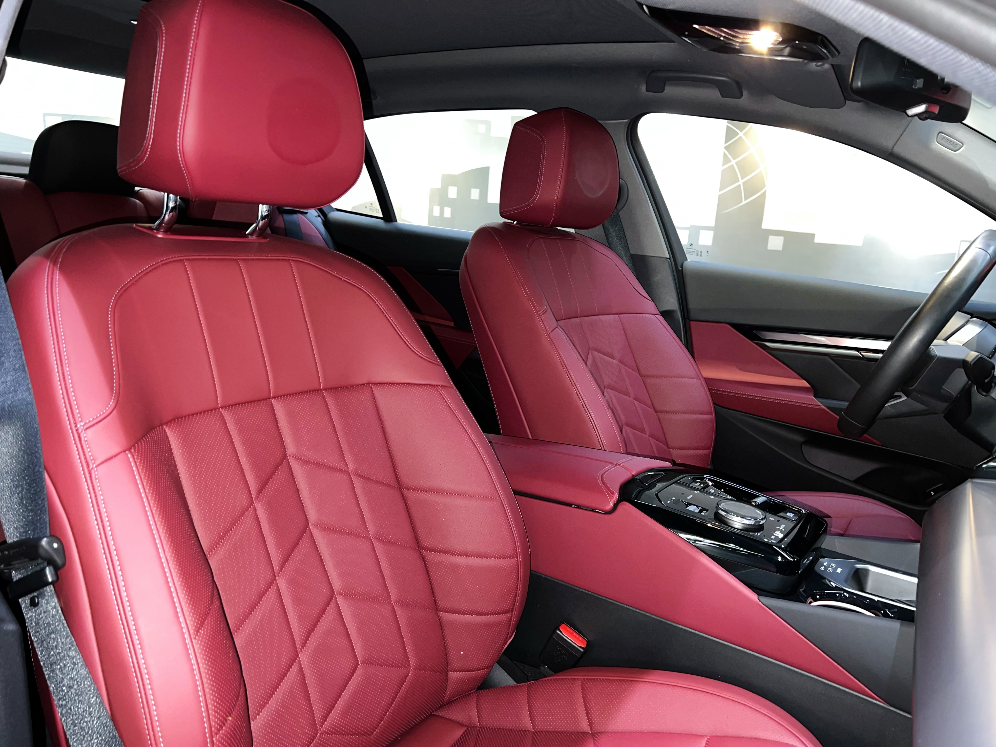 BMW i5 M60 2024 #13 BMW i5 M60 2024 car image #13