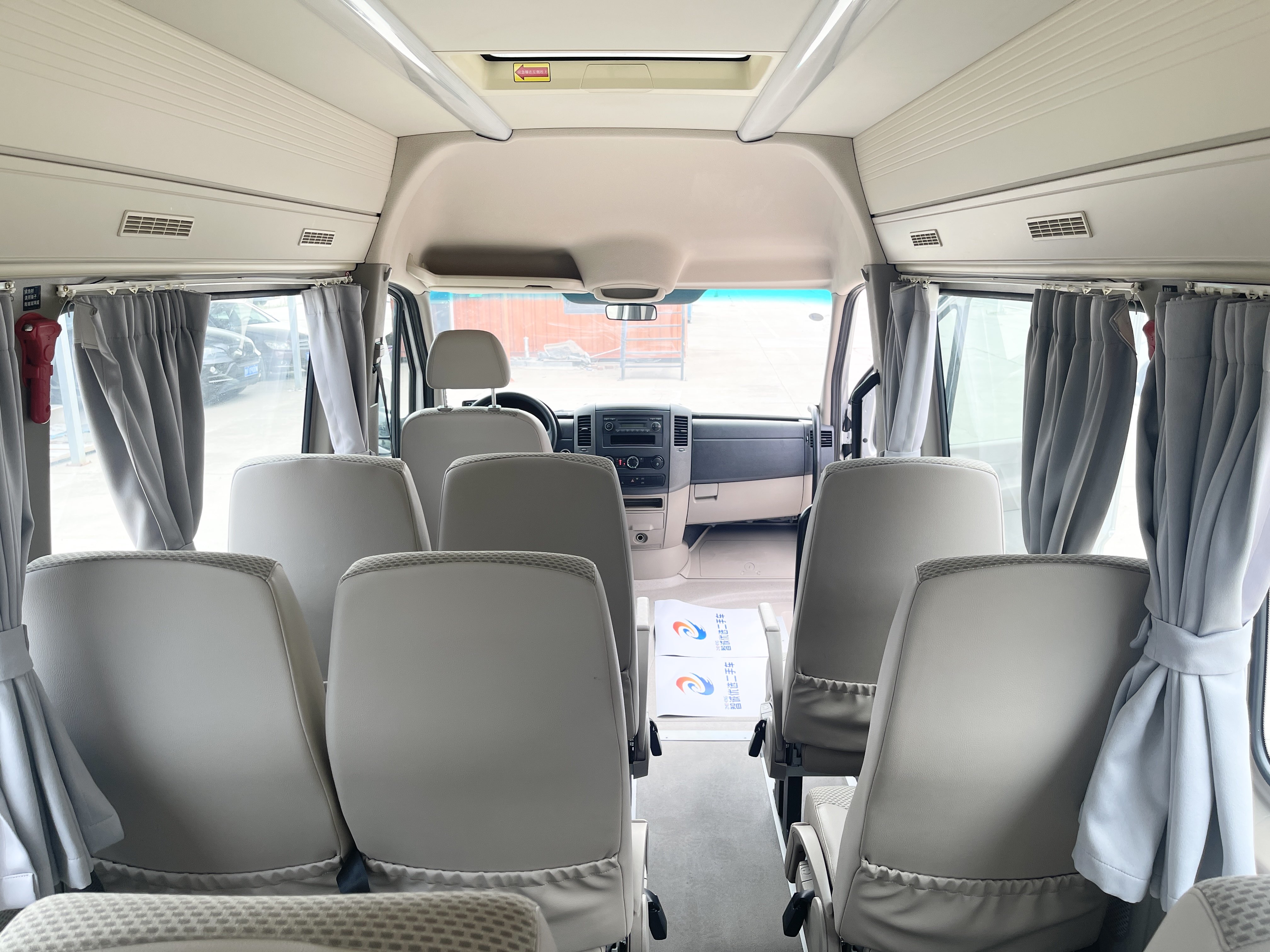 Mercedes-Benz Sprinter 2014 car image #13