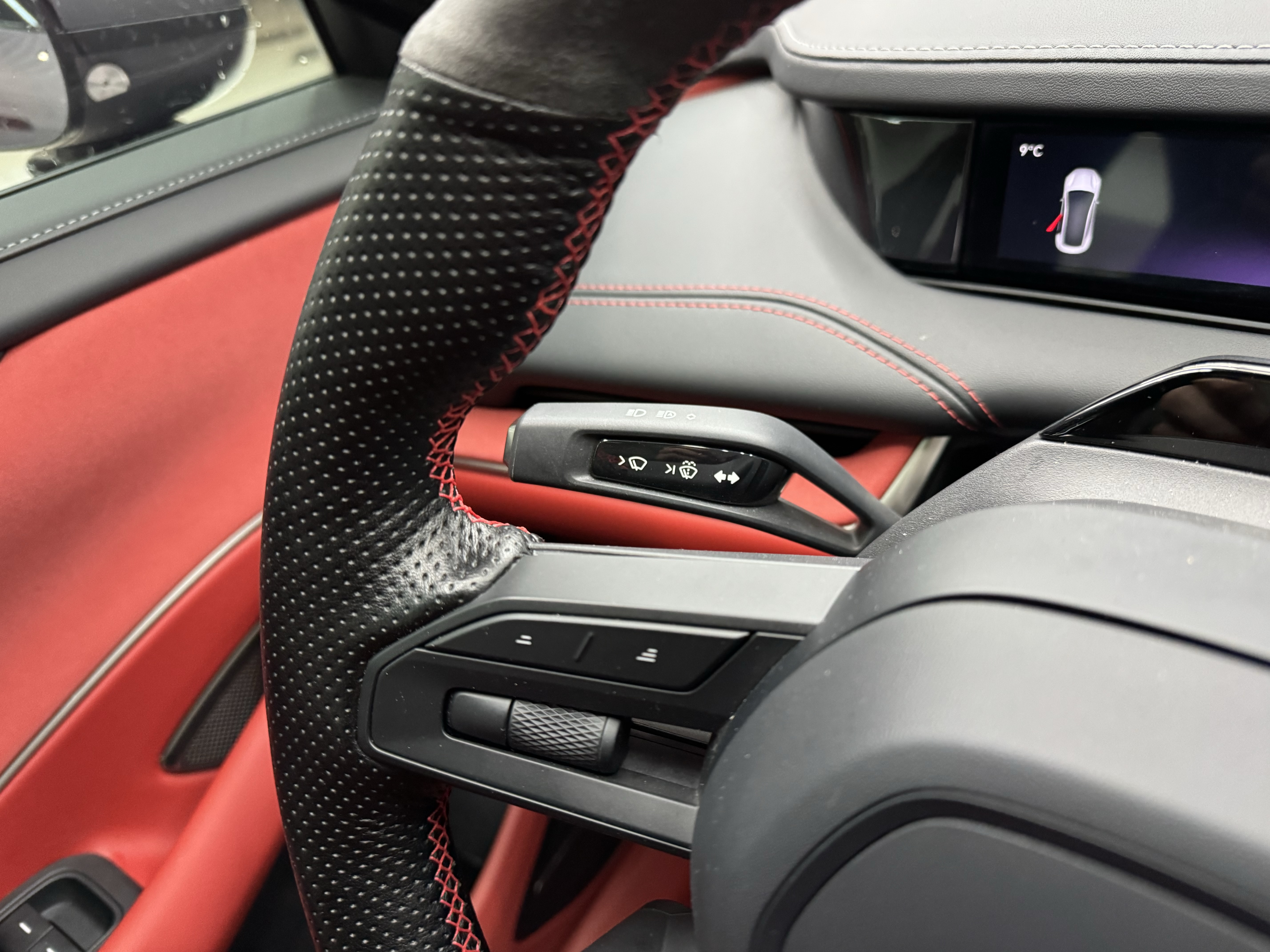 MI SU7 2024 car image #13