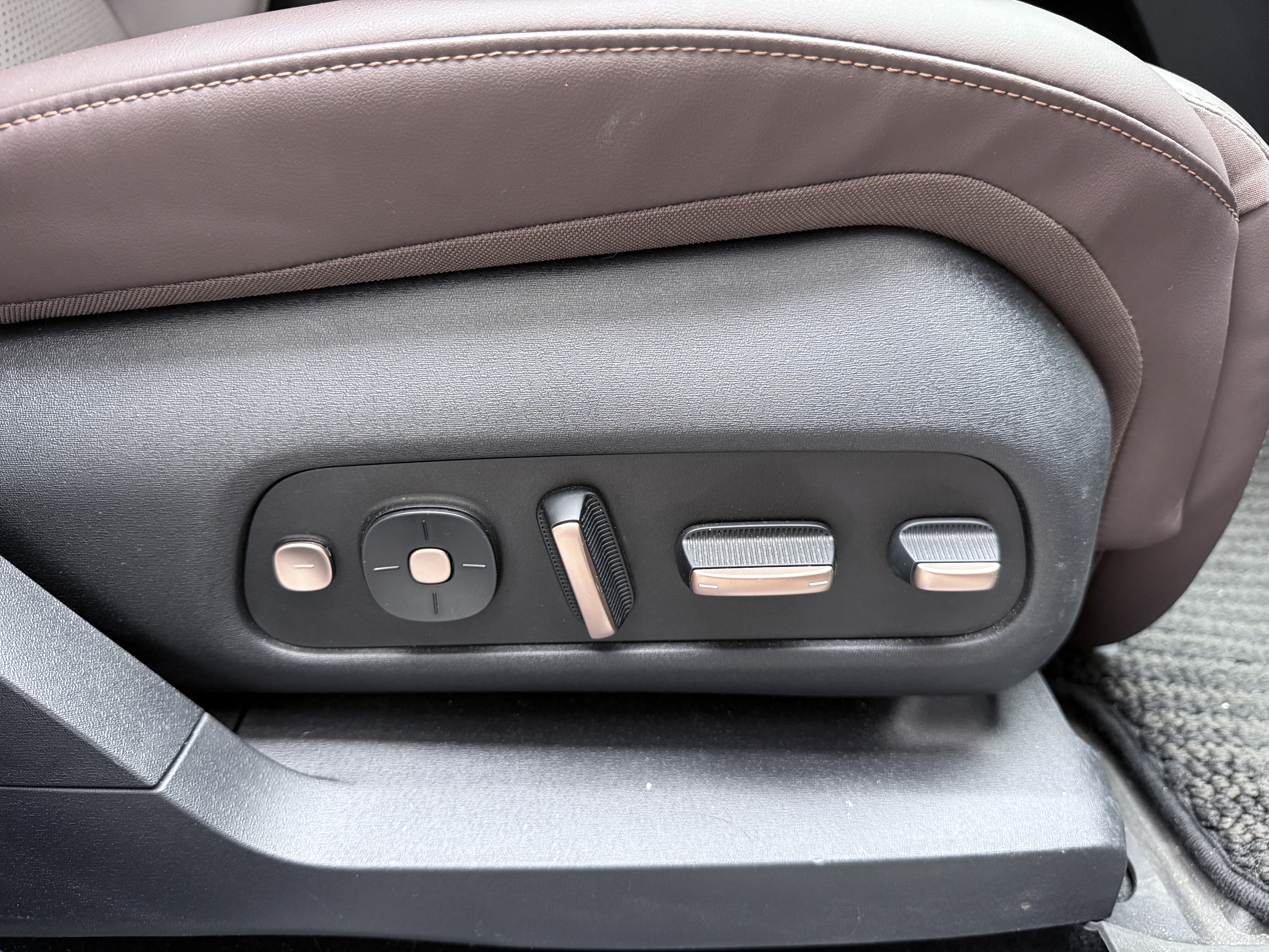 NIO EC7 2024 car image #13