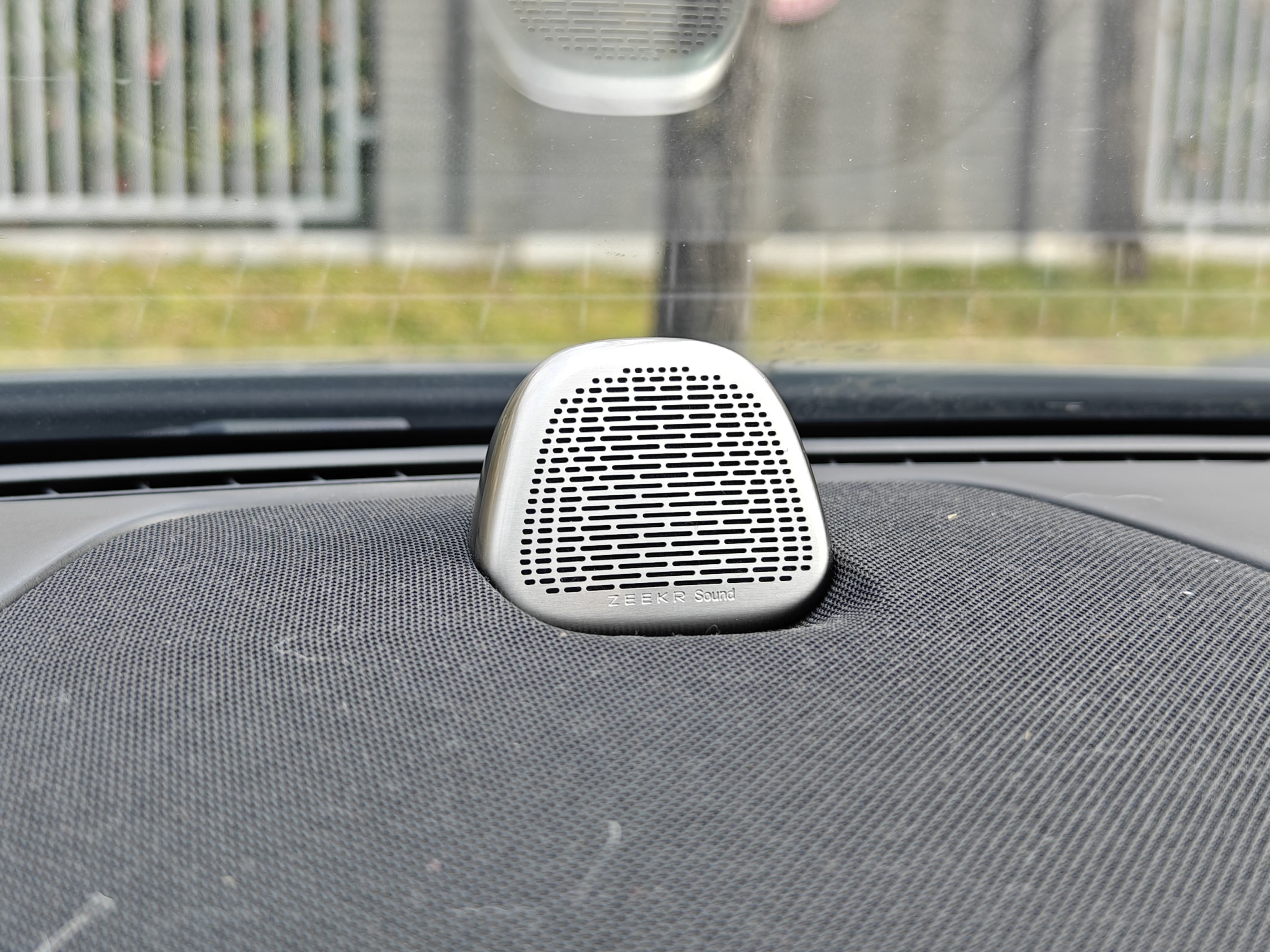 极氪 极氪007 2024 汽车图片 #13