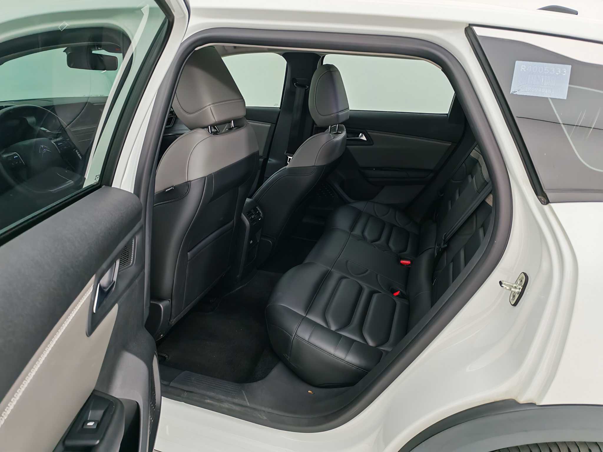 Citroen C5 X 2024 immagine di auto #13