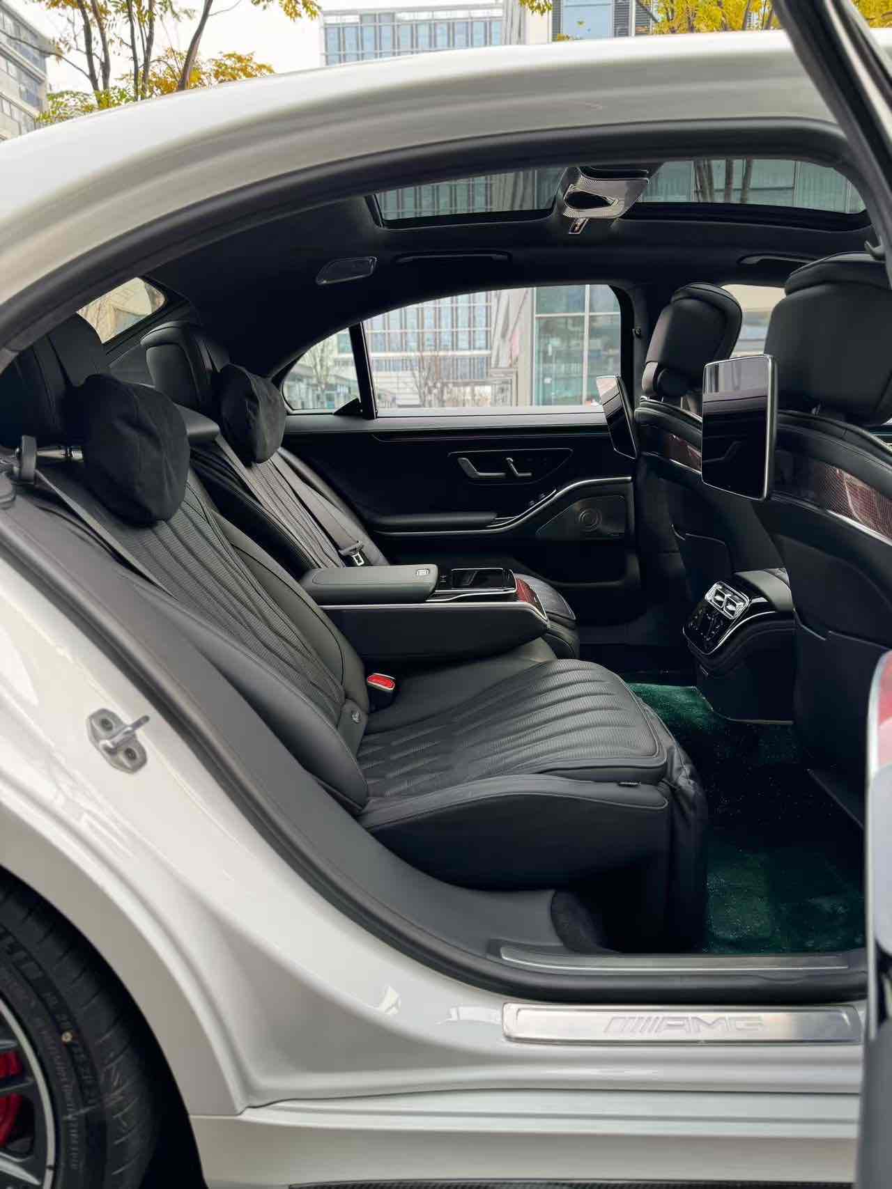 Mercedes-Benz S AMG New Energy 2025 صورة سيارة #13