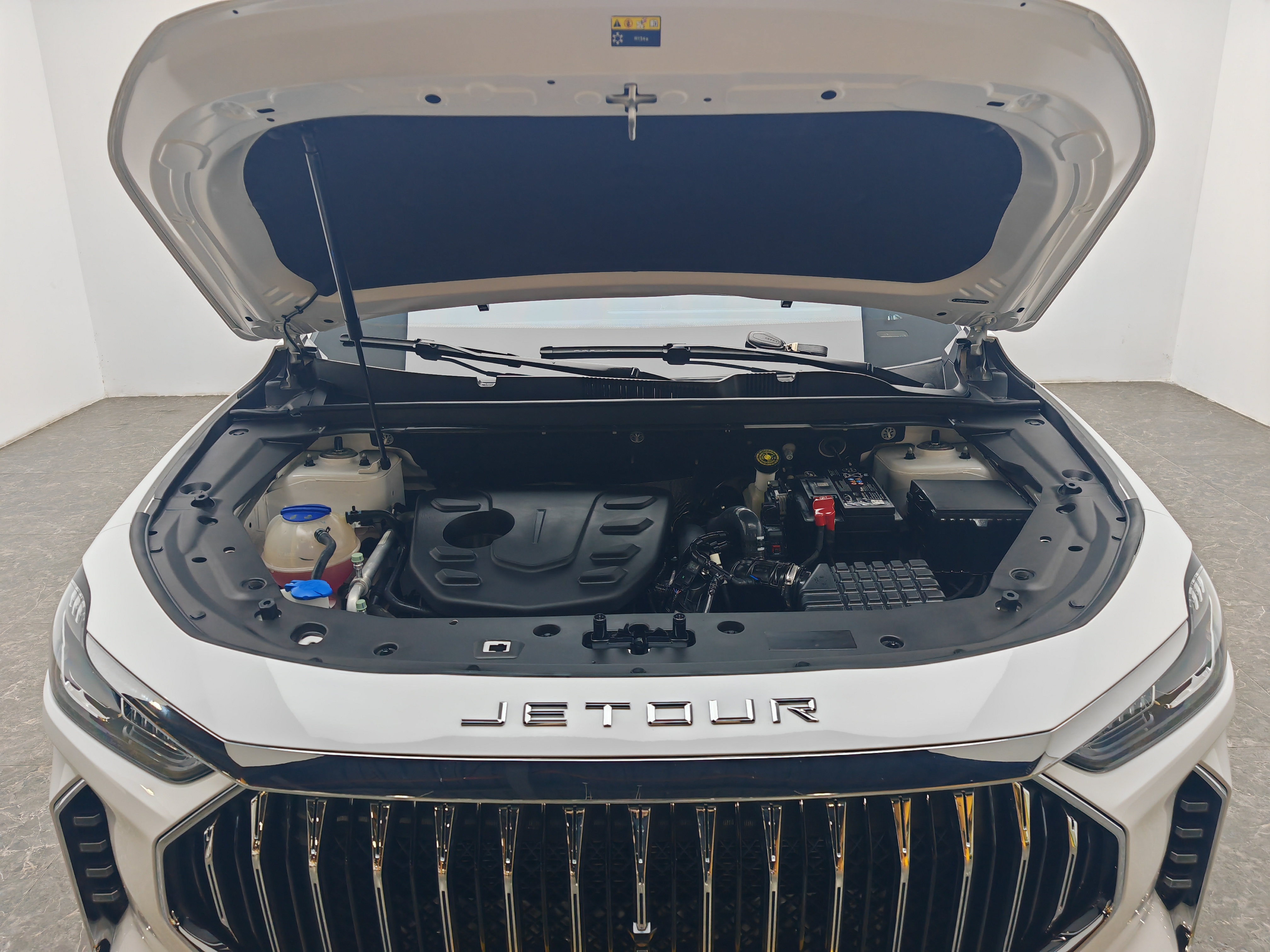Jetour X70 PLUS 2024 car image #13