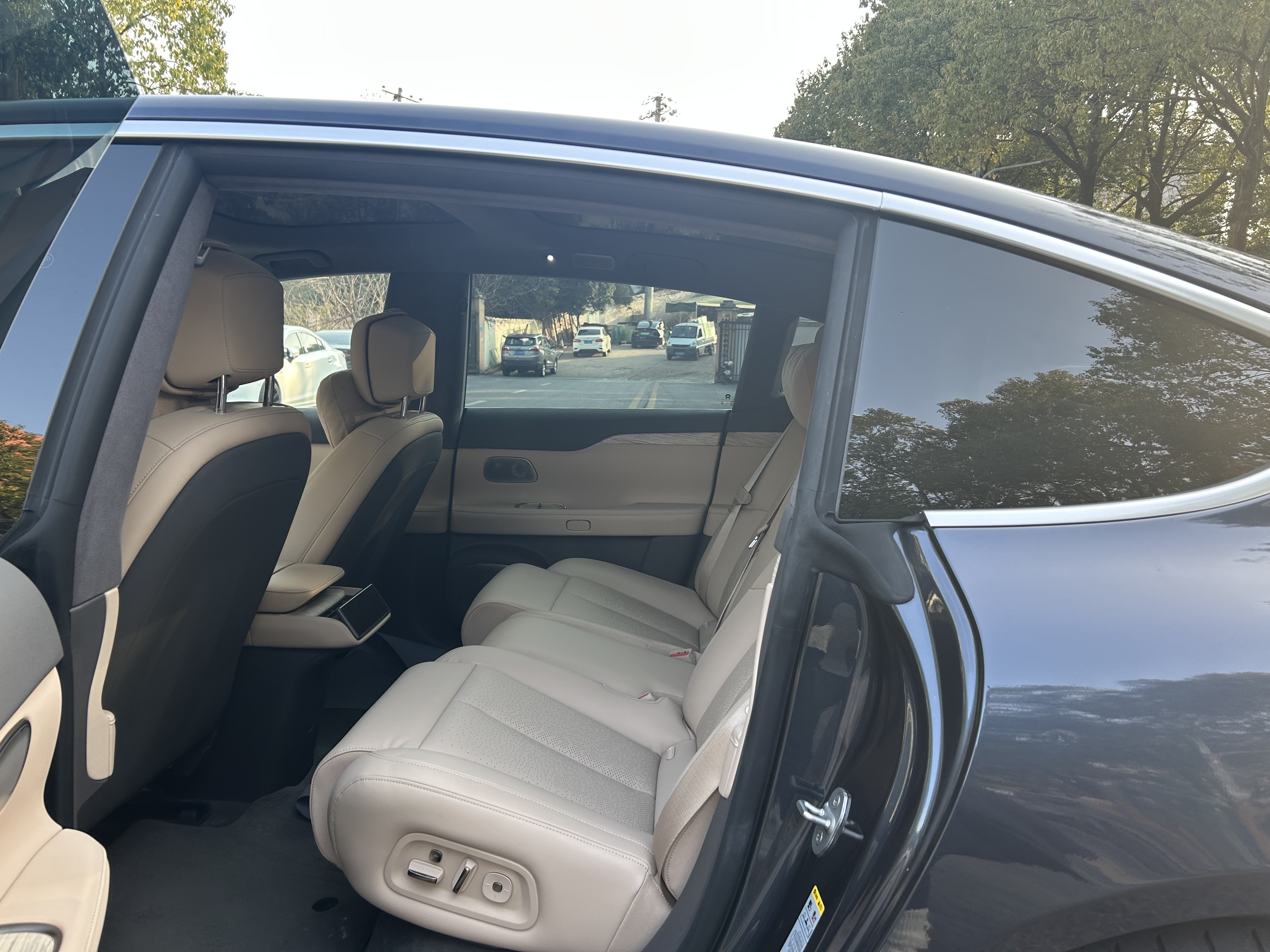 蔚来 蔚来ET7 2024 汽车图片 #13