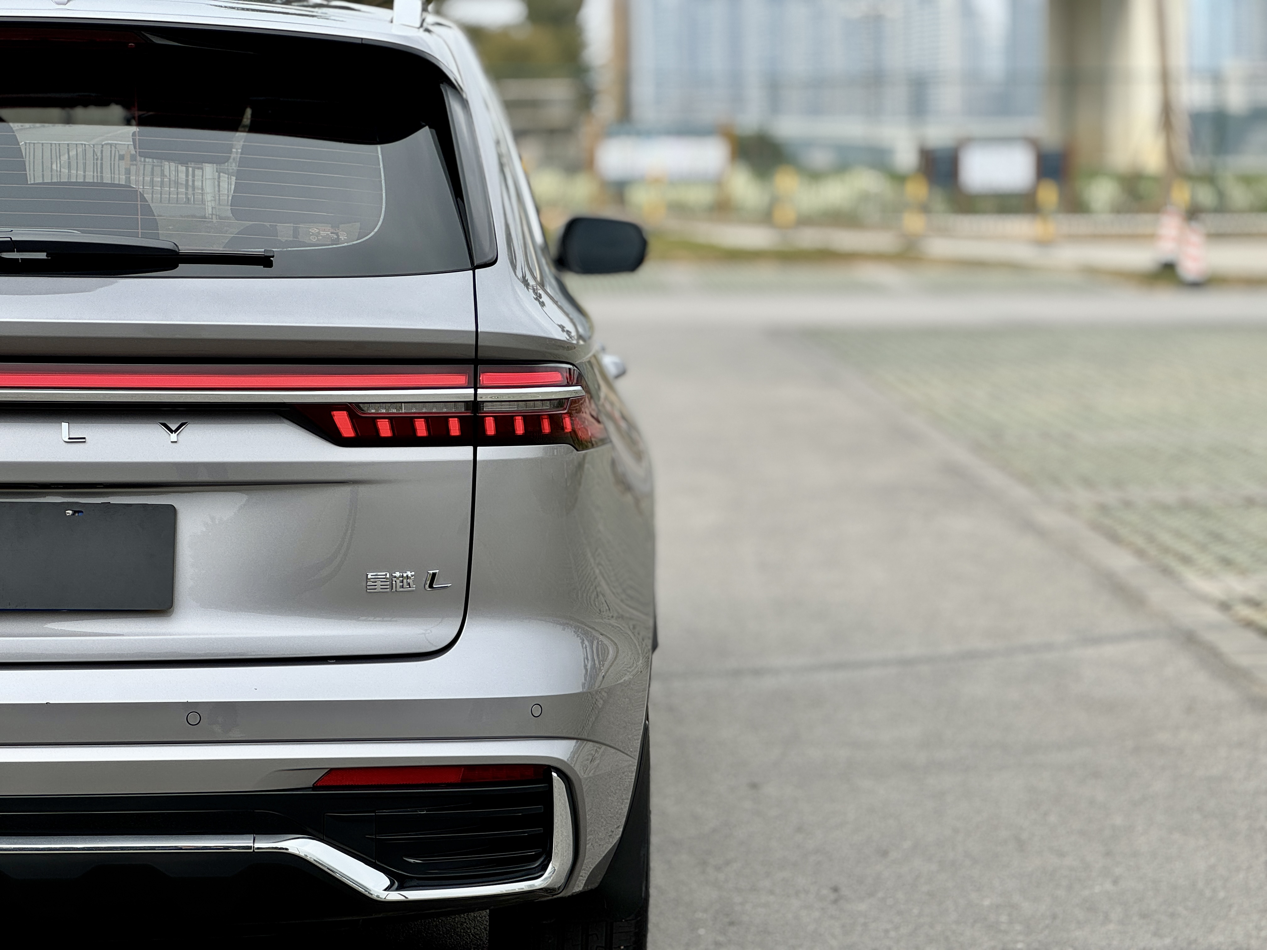 GEELY Monjaro 2024 car image #13