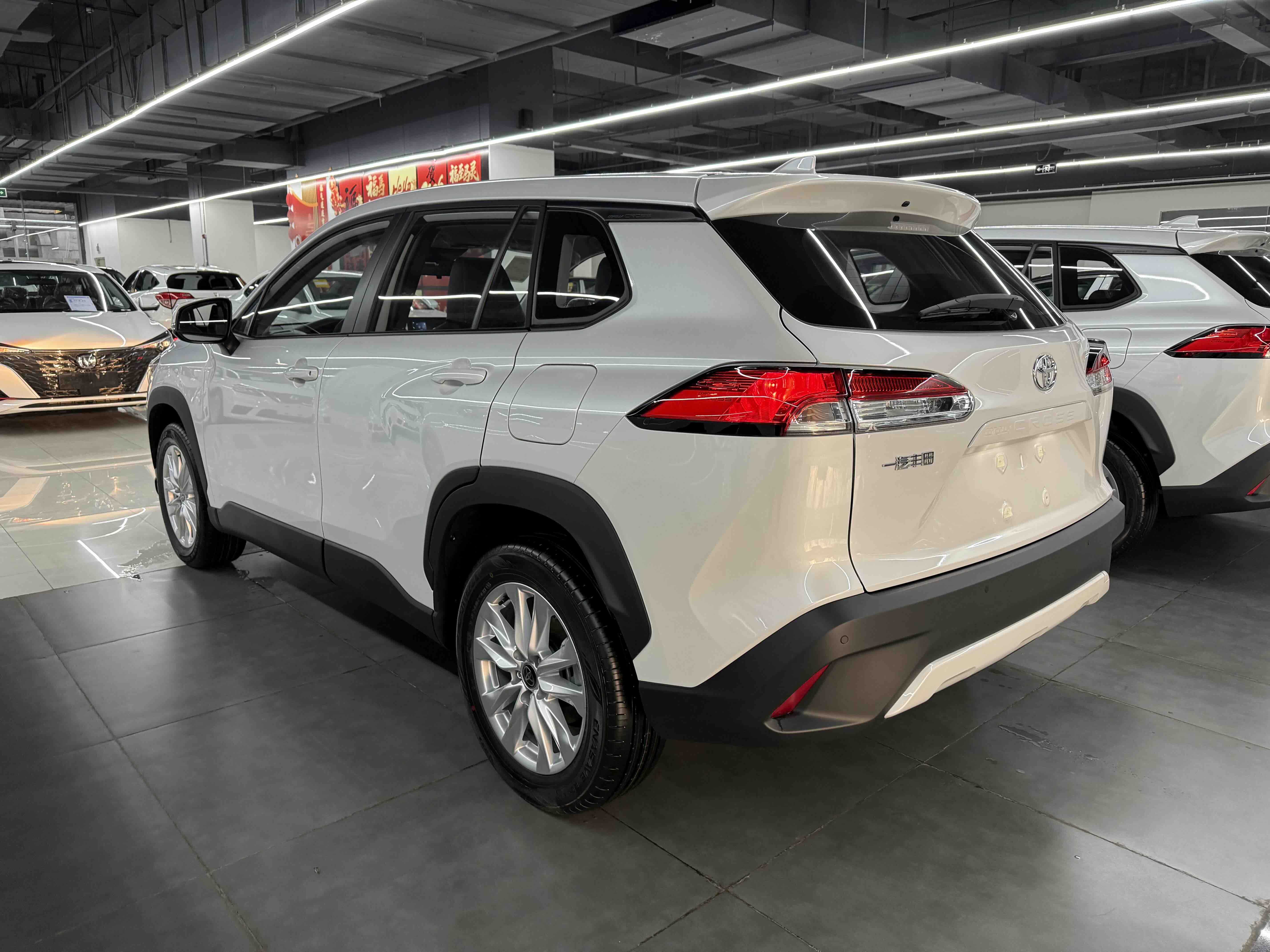 Toyota Corolla Cross 2026 immagine di auto #13