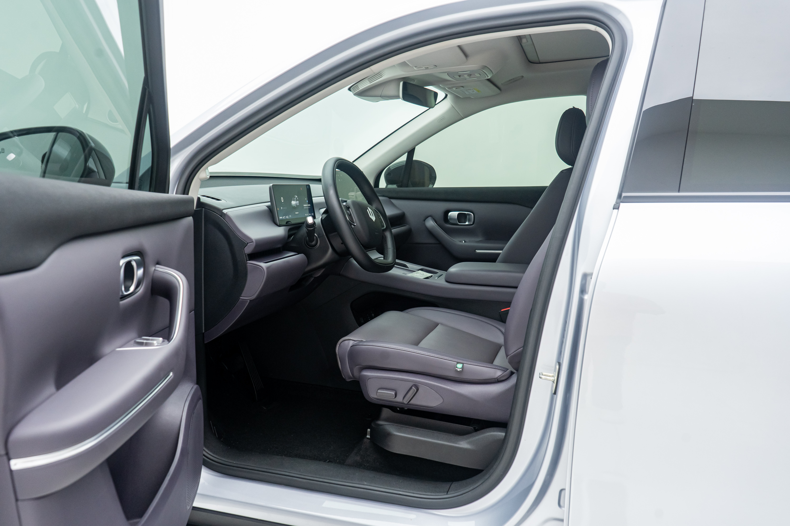 零跑汽车 零跑C16 2024 汽车图片 #13