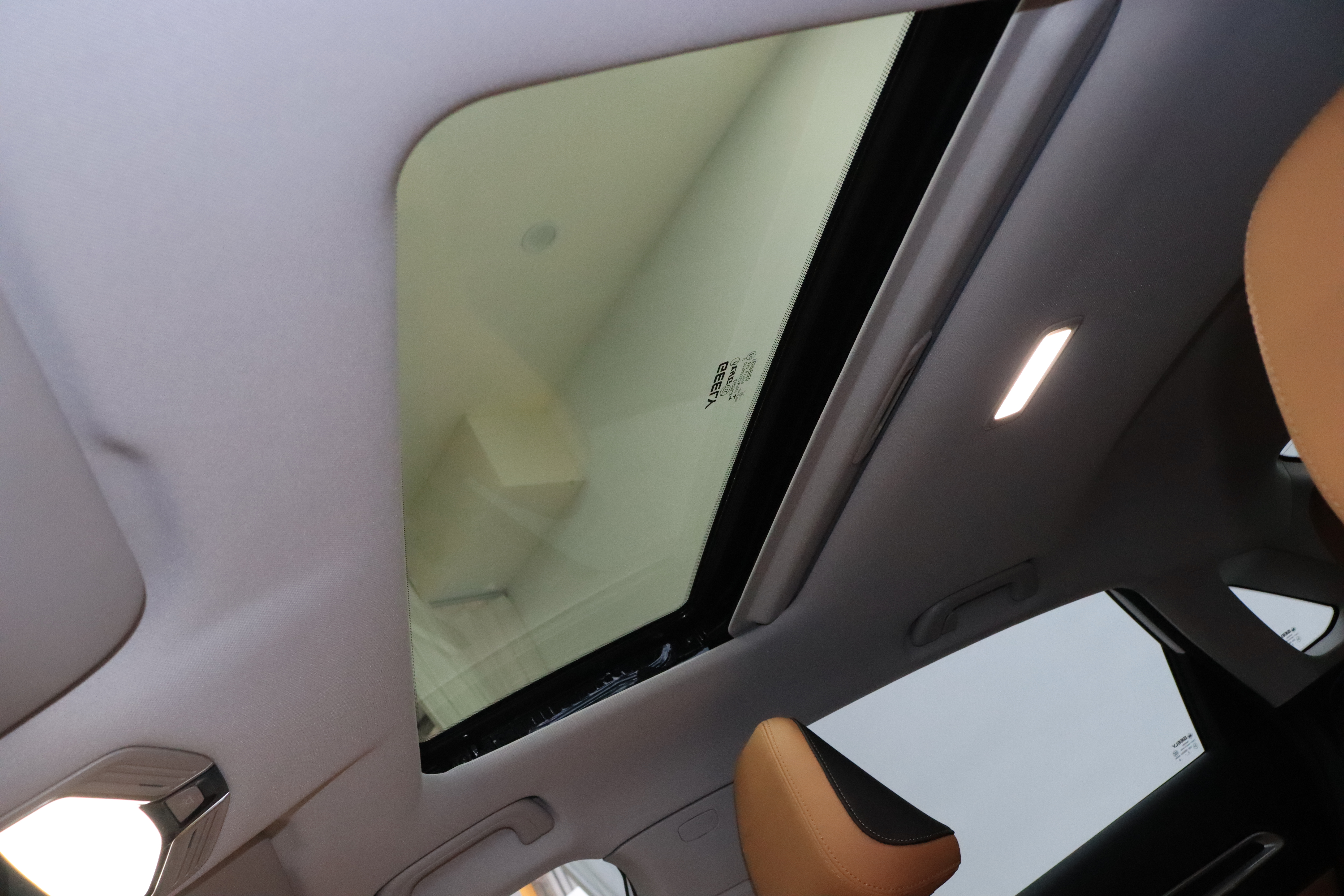 GEELY Emgrand 2025 #13 GEELY Emgrand 2025 car image #13