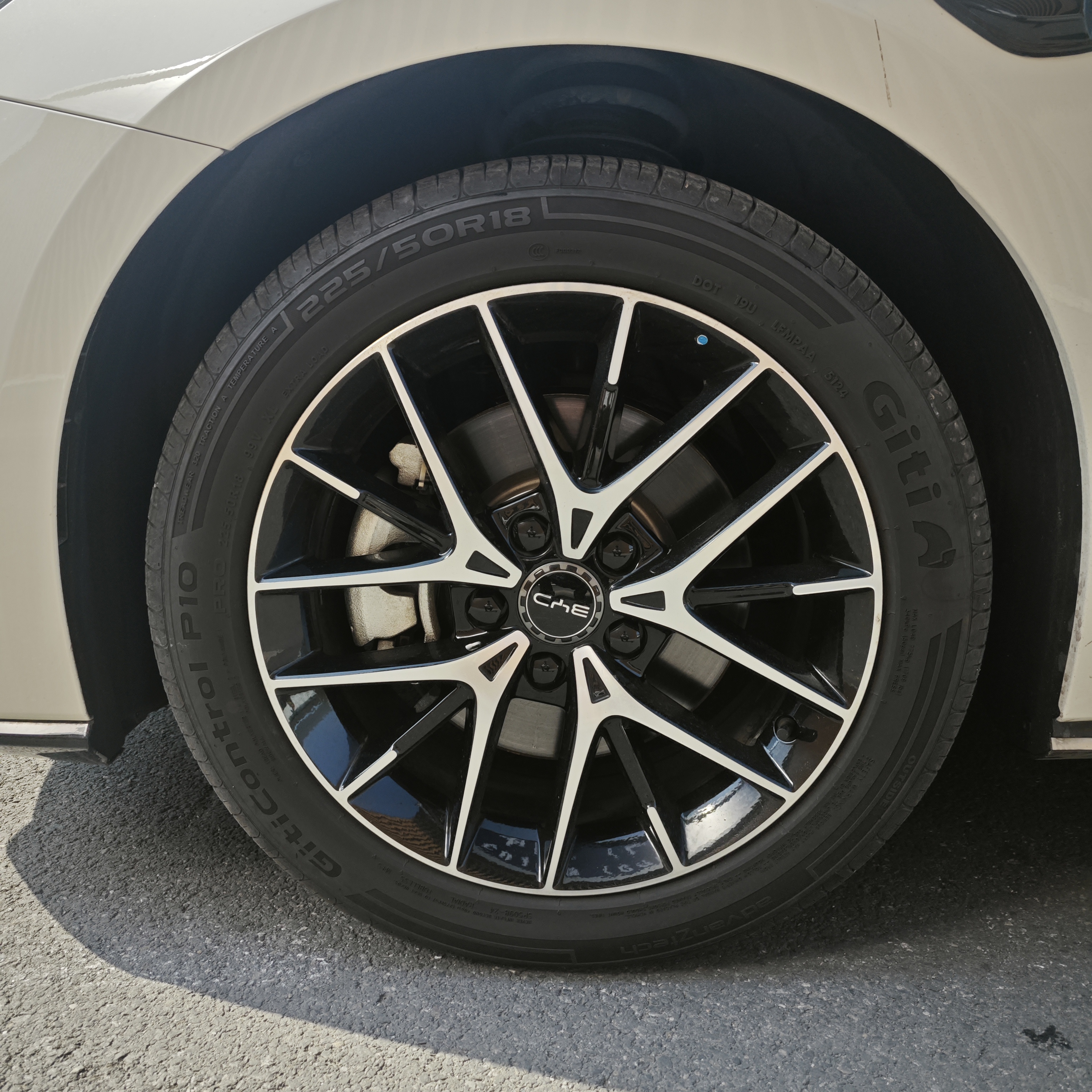 BYD Seal 07 DM-i 2025 صورة سيارة #13