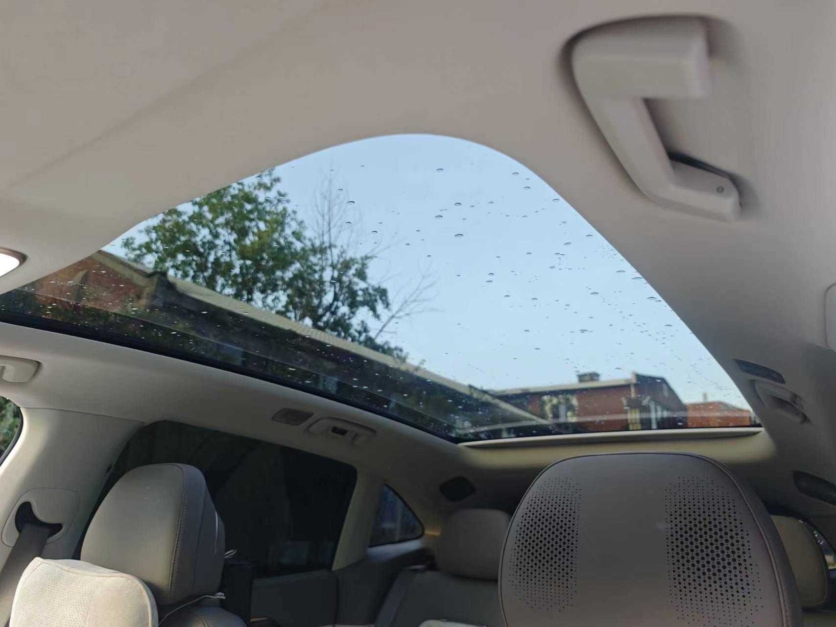 极氪 极氪007 2025 汽车图片 #13